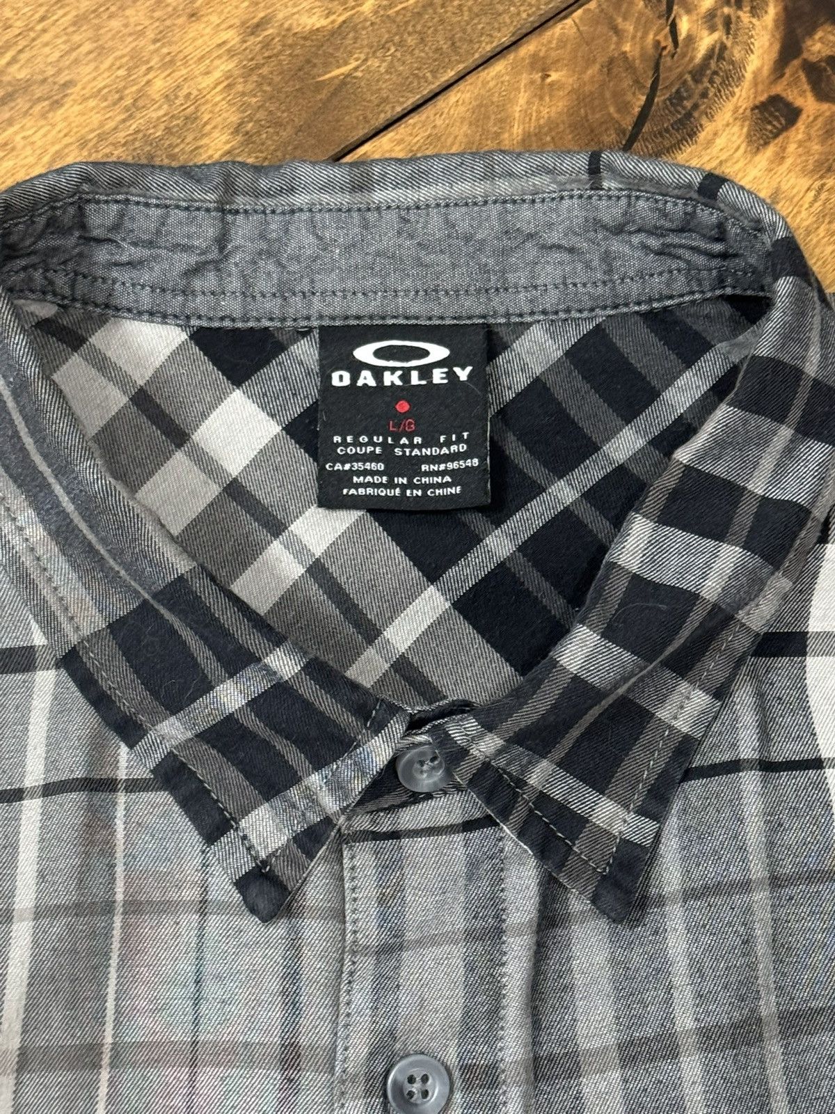 Oakley Vintage Oakley Button up shirt Size US L / EU 52-54 / 3 - 3 Thumbnail