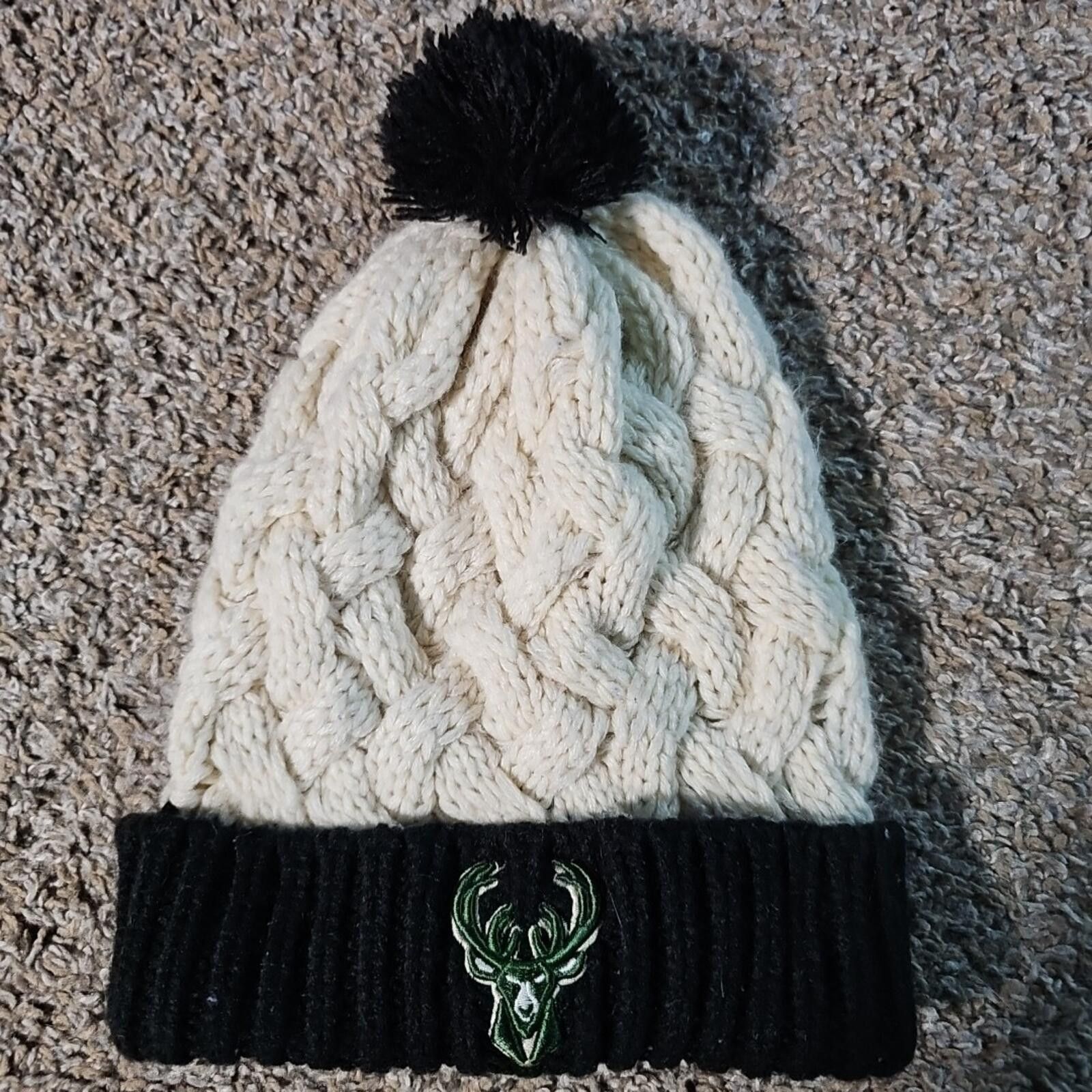 NBA Fan Favorite NBA Milwaukee Bucks Knit Winter Hat Beanie Size ONE SIZE - 1 Thumbnail