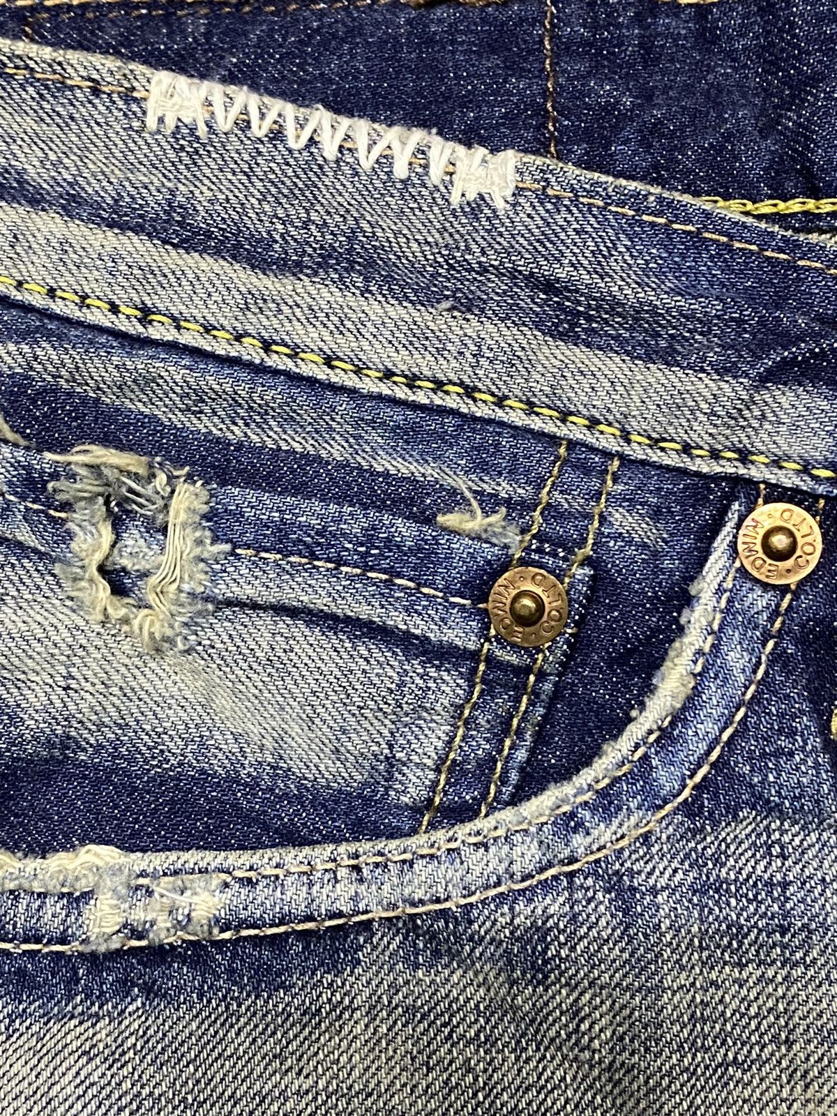 Japanese Brand Vintage Japanesed Brand Edwin MudWash Distressed Fit Jeans Size US 31 - 8 Thumbnail