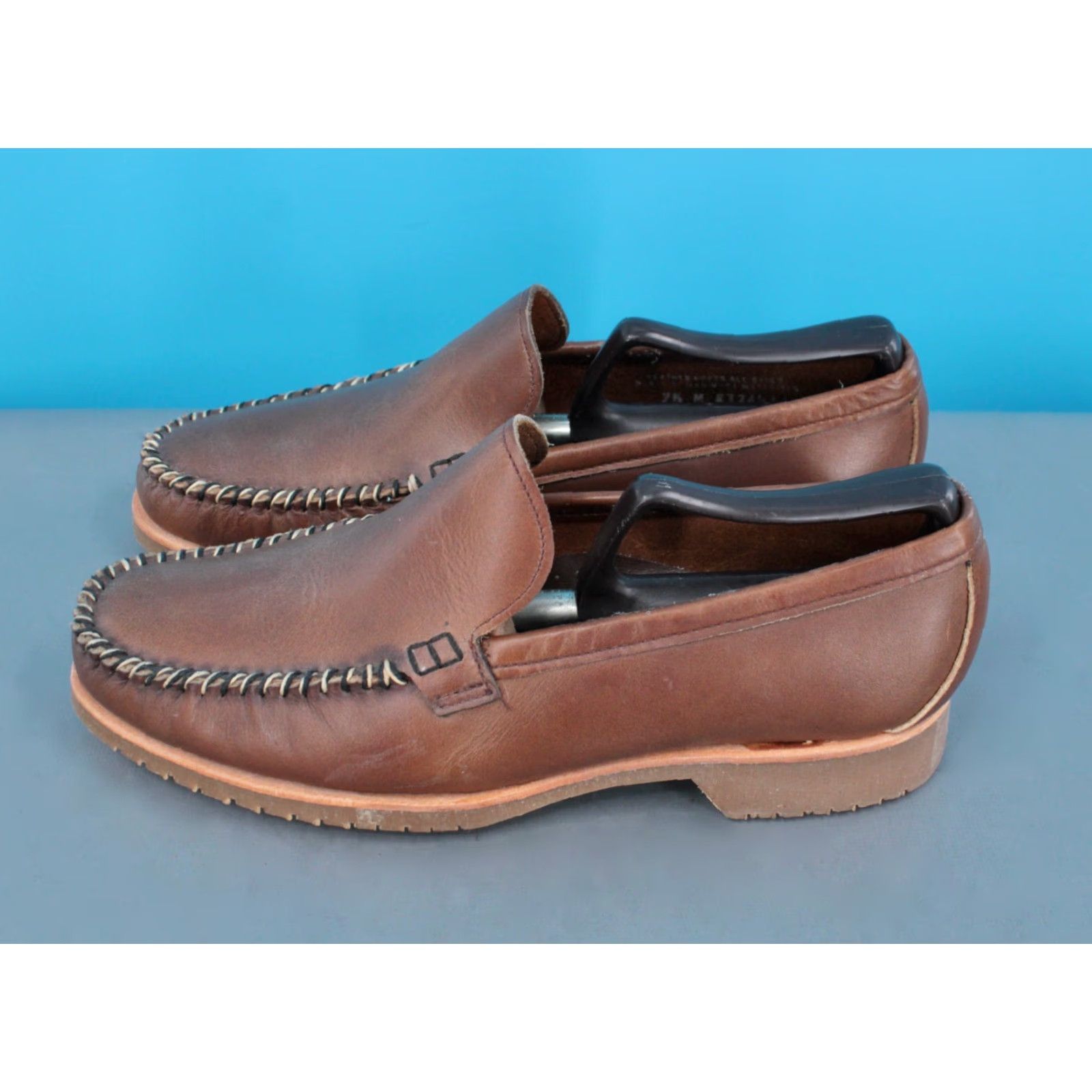 Hush Puppies VINTAGE Men's Hush Puppies Leather Loafers 70s Brown Size 7.5 M Mens 70s Loafers Leather Brown Hush Puppies 1970s Shoe Size ONE SIZE - 3 Thumbnail
