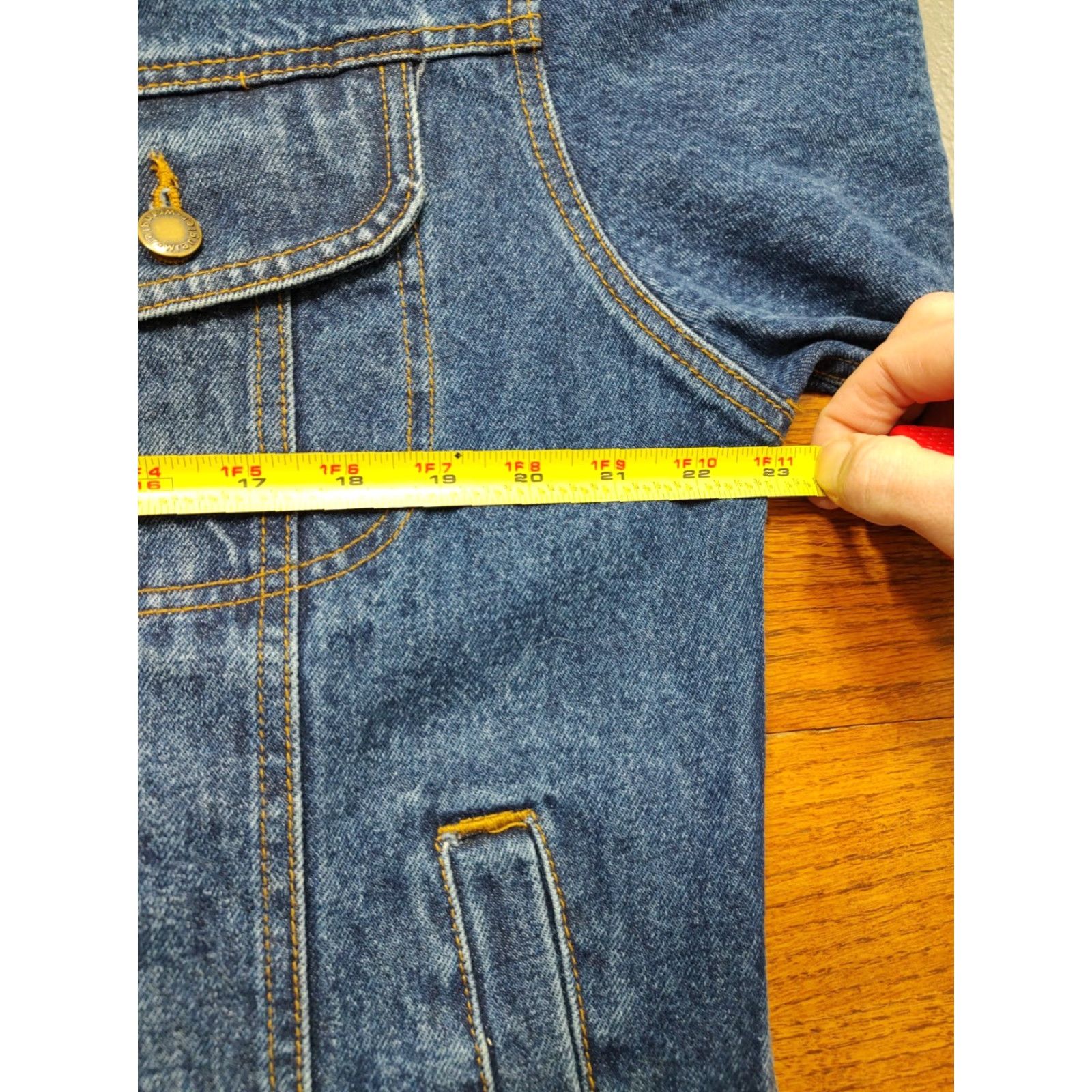 Wrangler VINTAGE Wrangler Rugged Wear RJK30AN Mens Medium Blue Denim Trucker Jacket Y2K Wrangler Rugged Wear Denim Jacket Western 90s Mens Size US M / EU 48-50 / 2 - 6 Thumbnail