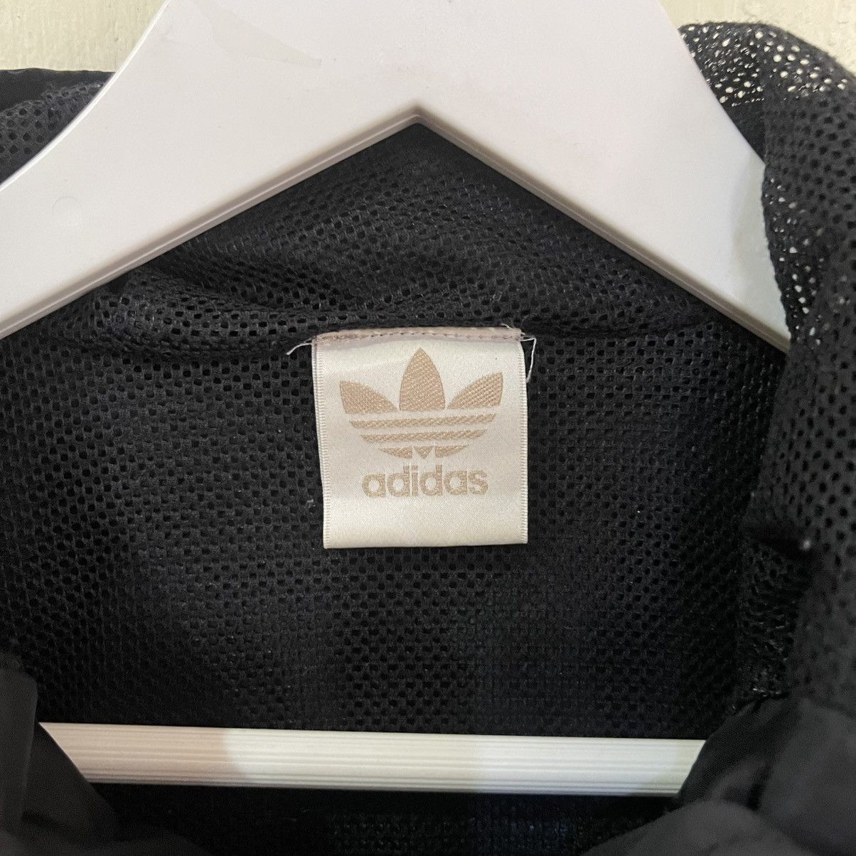 Adidas Vintage Adidas Half Zipper Hoodie Windbreaker Jacket Size US L / EU 52-54 / 3 - 6 Thumbnail