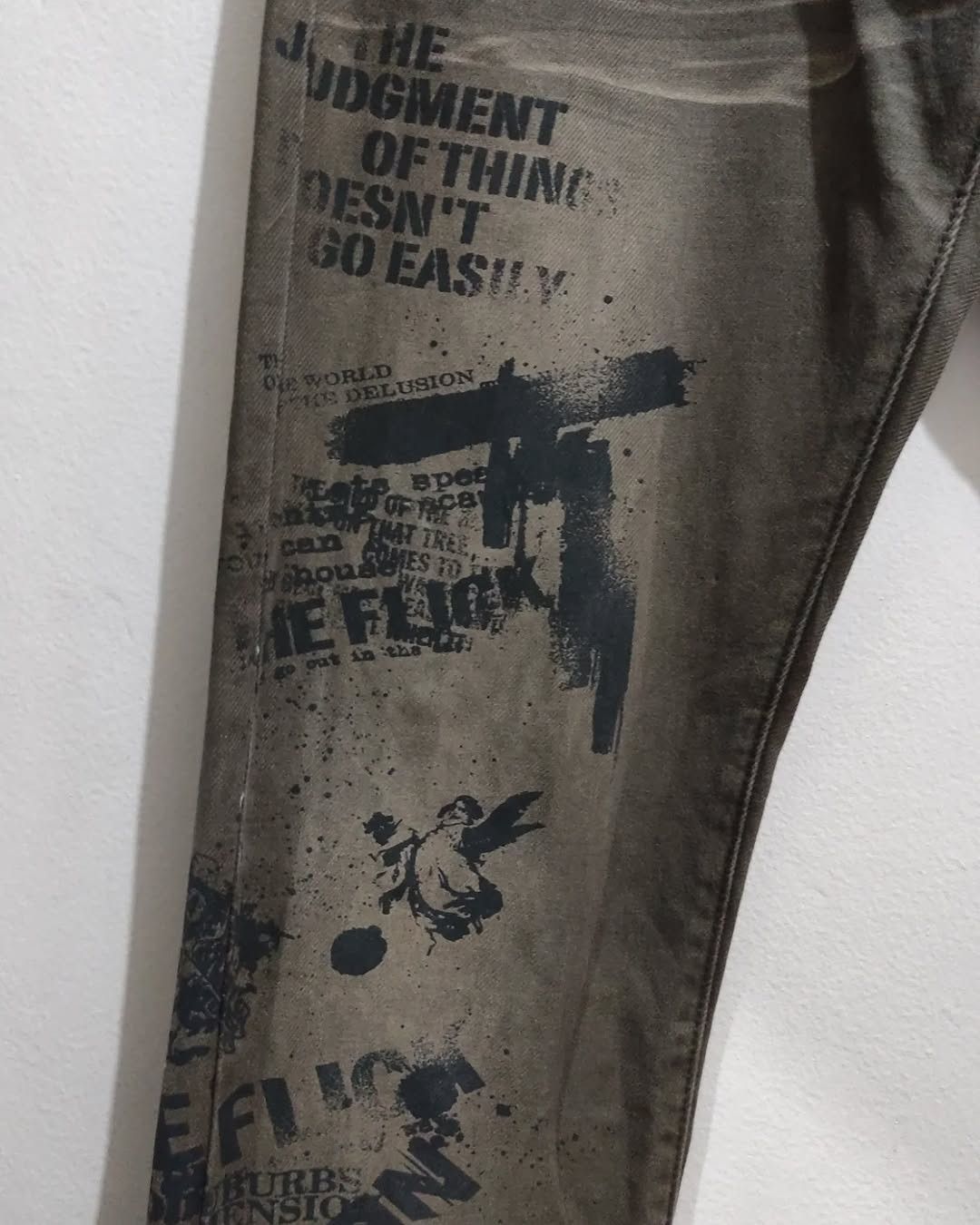 semanticdesign Rare Tattoo Semantic Design gun graphic bootcut jeans Size US 32 / EU 48 - 12 Thumbnail
