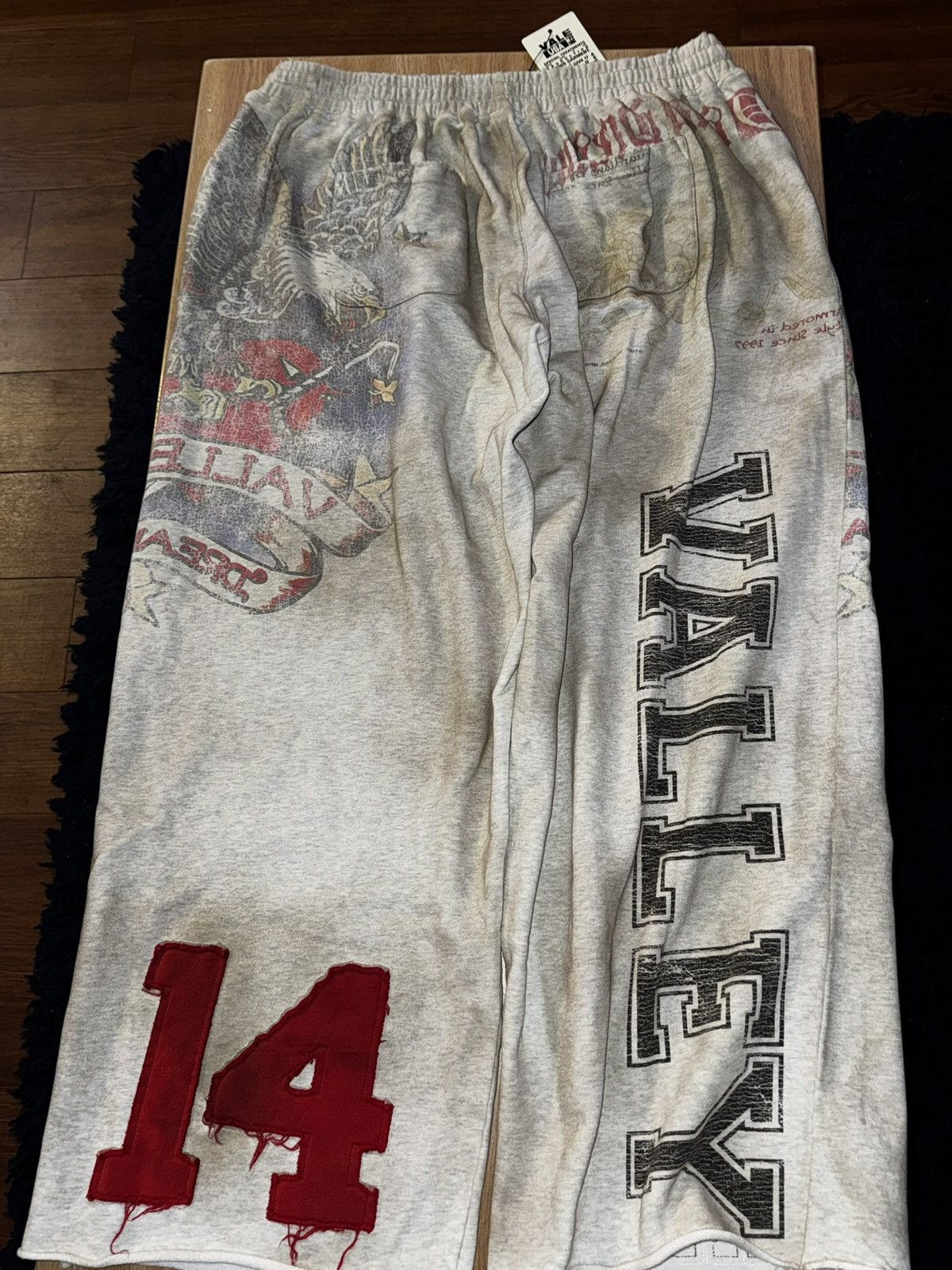 Vale Vale Forever Crash Sweats ‘Dirty/ Gray’ Size US 36 / EU 52 - 3 Thumbnail
