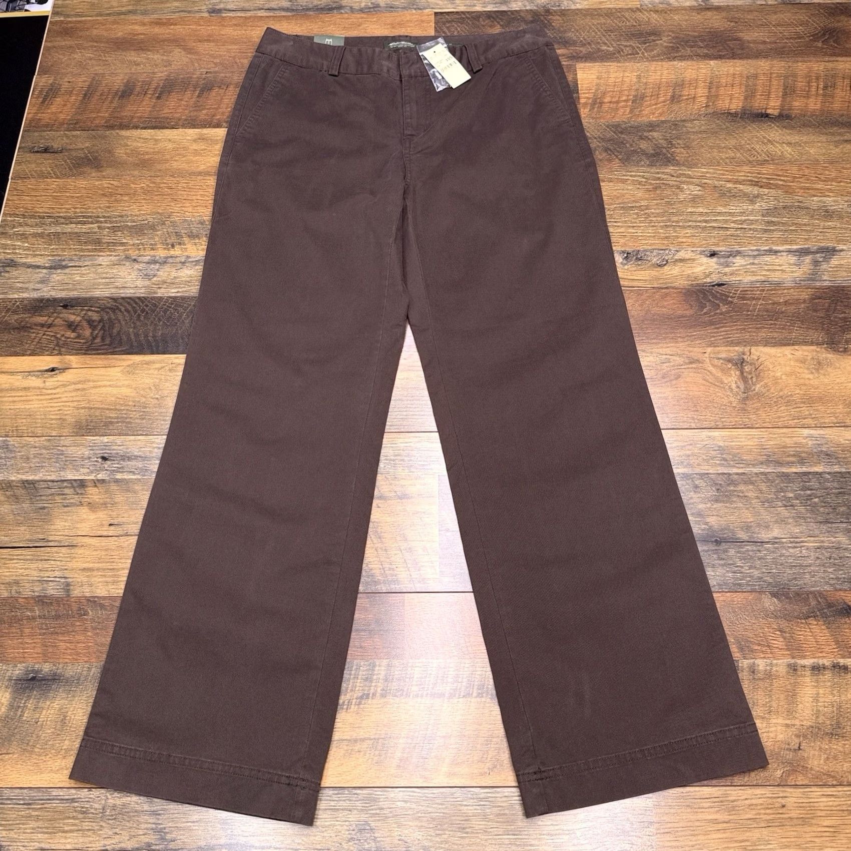 Eddie Bauer Eddie Bauer Mercer Fit Pants Womens 10 Short Mid Rise Stretch Brown Chino Casual Travel Regular Straight City 30 Inseam Mens? Girls? Size 32" / US 10 / IT 46 - 2 Thumbnail