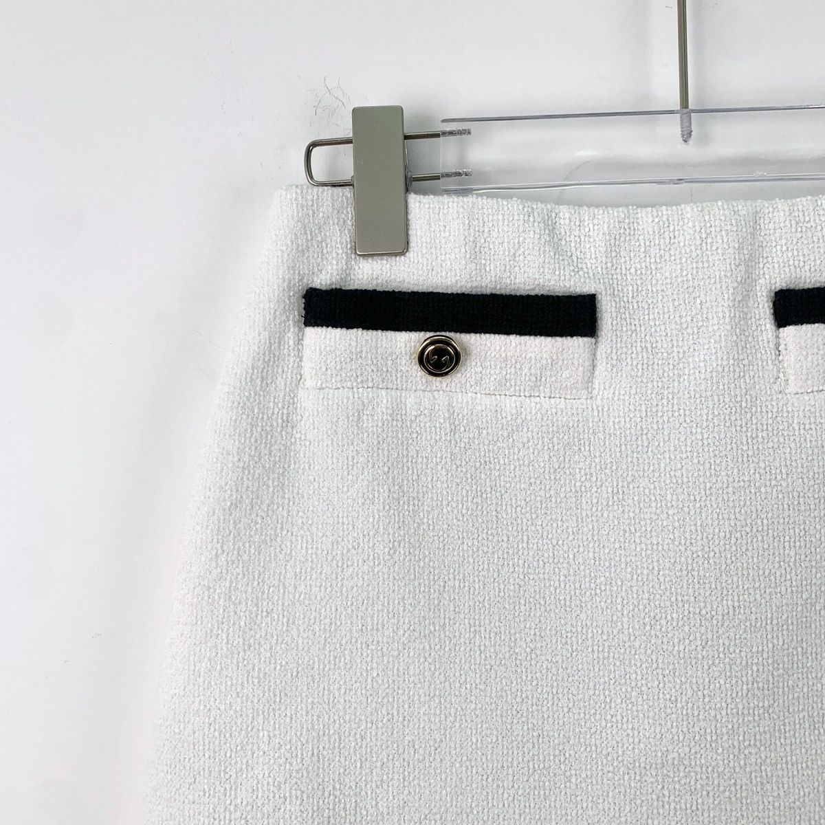 Gucci Gucci White Cotton Tweed Low-waisted Casual Skirt K26WX Size 25" / US 0 / IT 36 - 3 Thumbnail