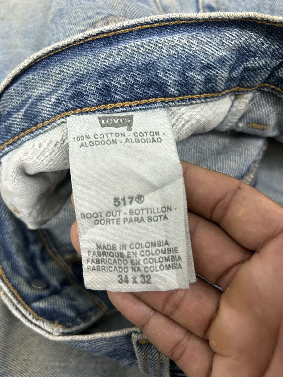 Levi's Vintage Levis 517 Boot Cut Jeans Stonewashed Size US 35 - 18 Thumbnail