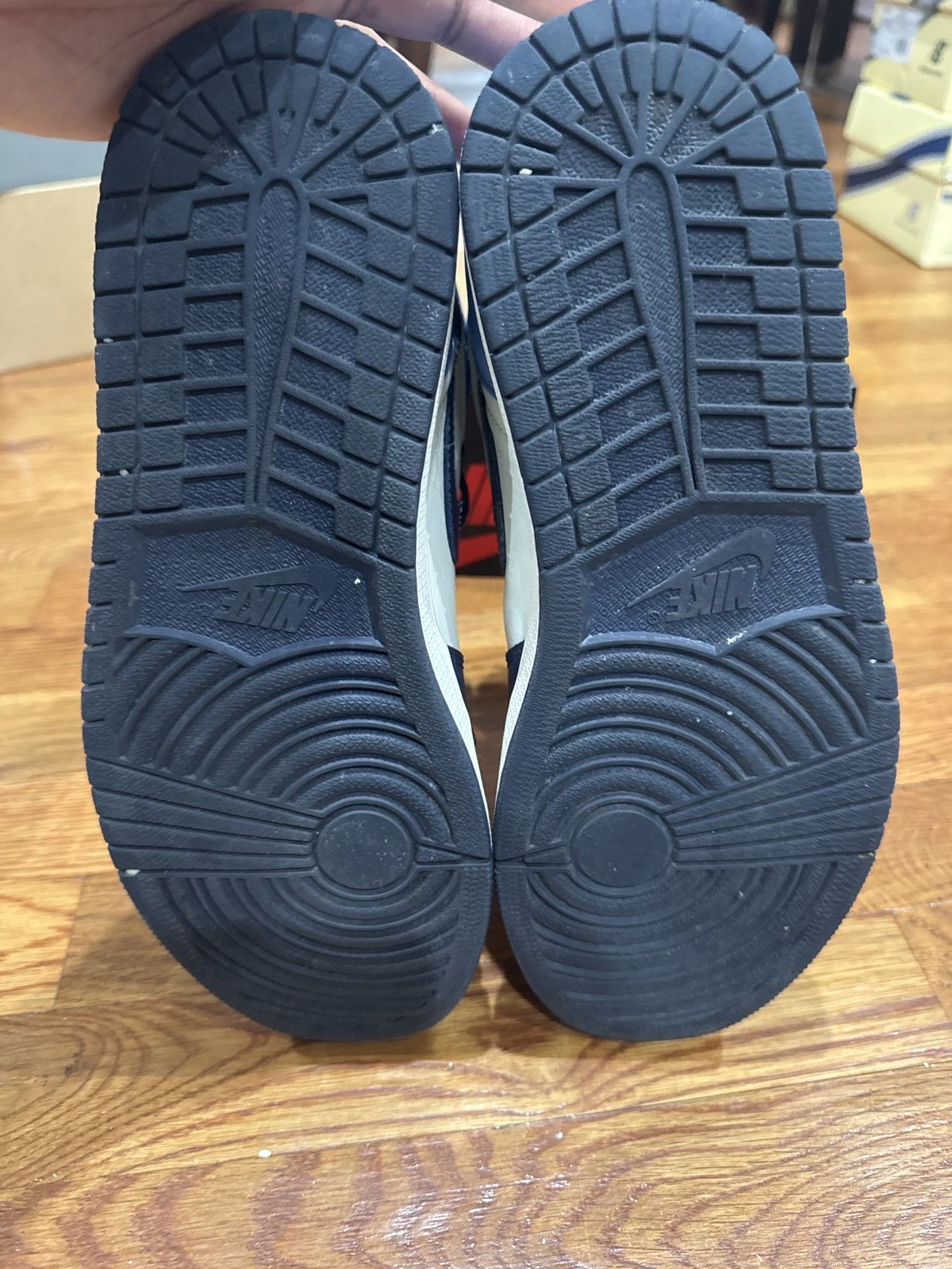 Jordan Brand × Nike Air Jordan 1 Retro High OG Obsidian Size US 9.5 / EU 42-43 - 3 Thumbnail