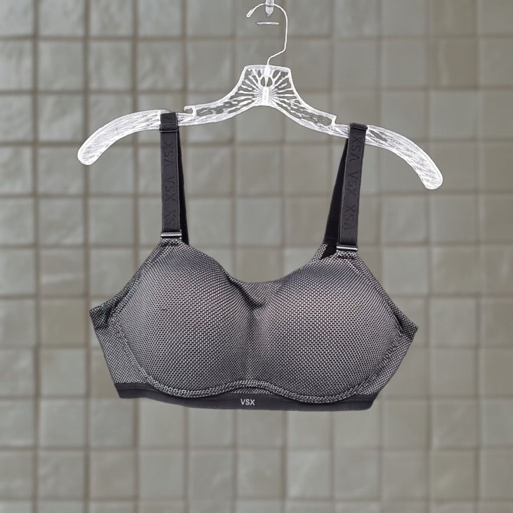 Victorias Secret Vintage Victoria's Secret Vsx Sports Bra Womens 34C Gray Padded Underwired Medium Impact Activewear in Grey