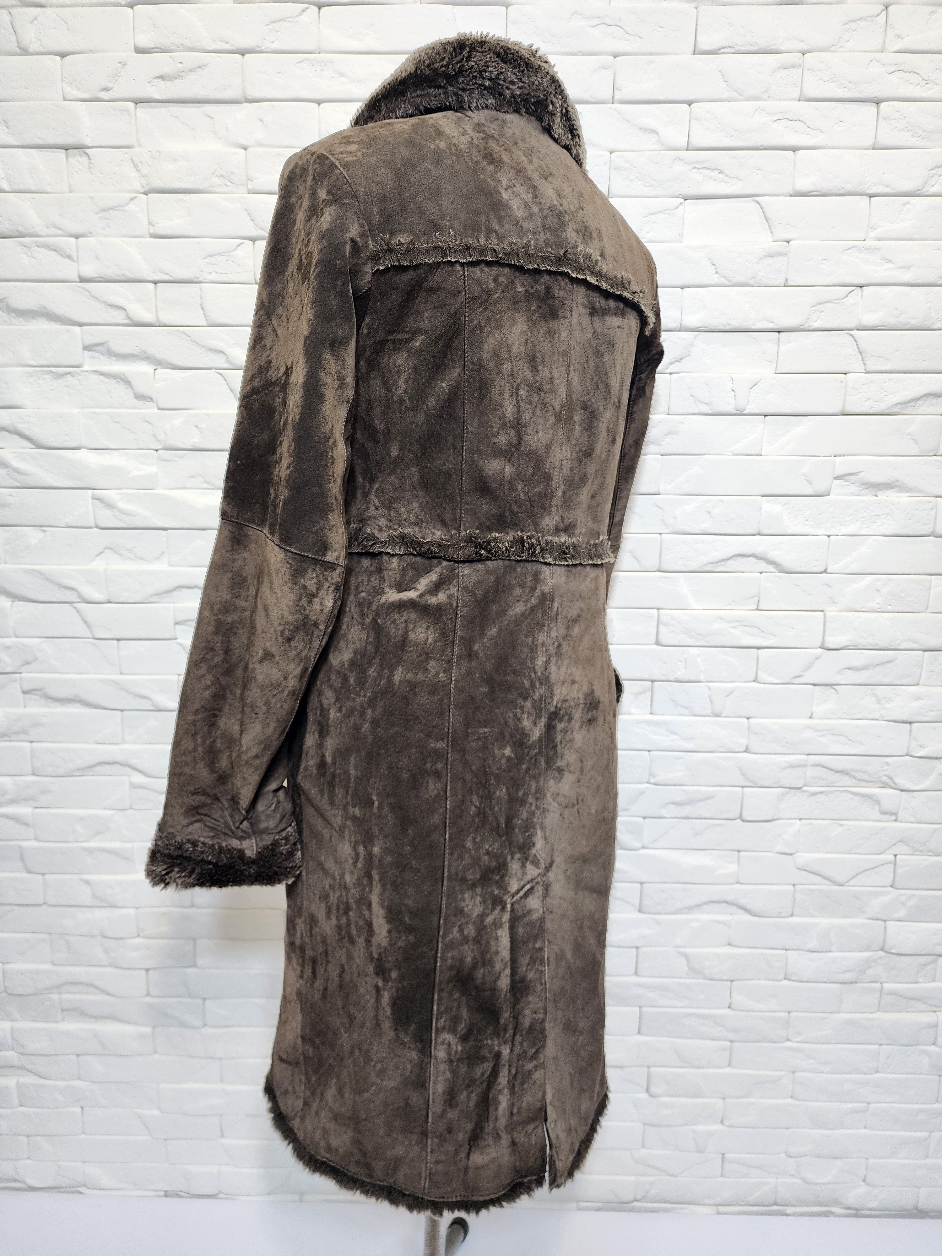 Genuine Leather Brown Leather Raincoat: Women's Long Vintage Suede Jacket Size M / US 6-8 / IT 42-44 - 5 Thumbnail