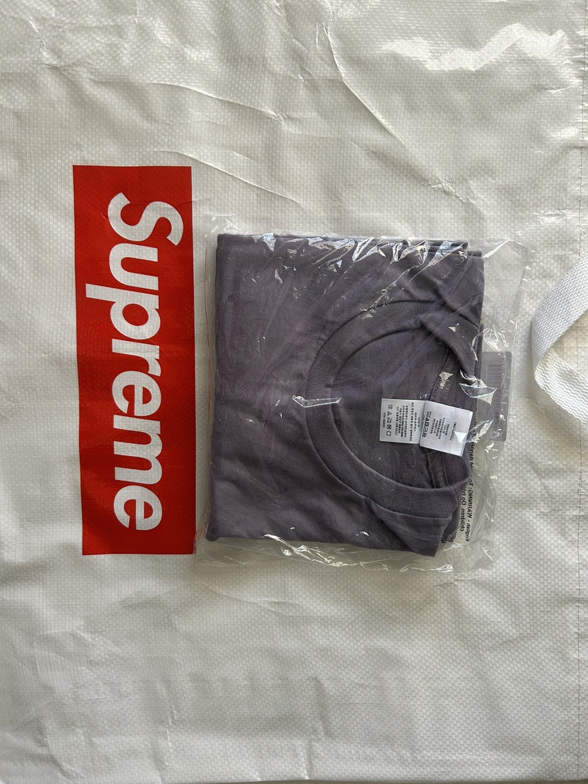 Supreme Supreme Snow White Tee Size US L / EU 52-54 / 3 - 2 Thumbnail