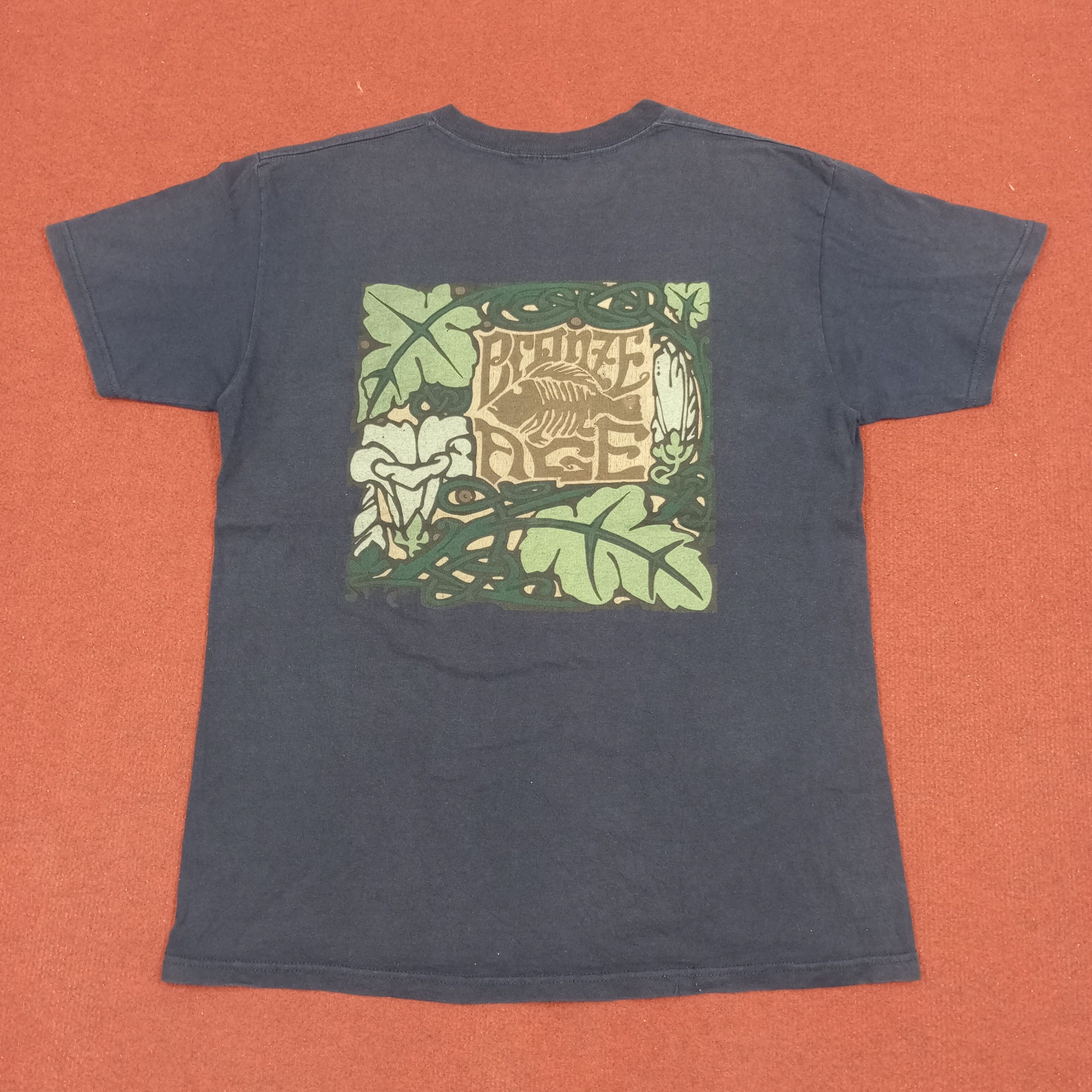 Vintage Bronze Age Skater Surfing Style Tshirt Size US L / EU 52-54 / 3 - 1 Thumbnail