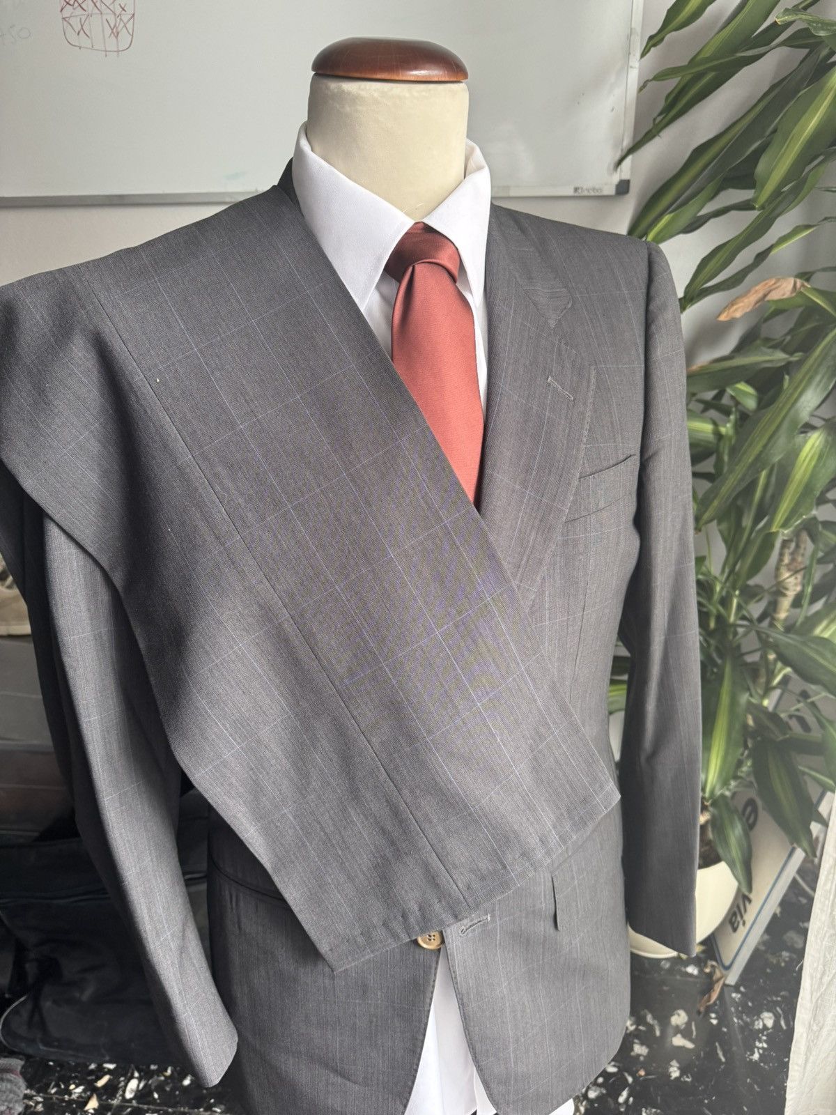 Ermenegildo Zegna Ermenegildo Zegna Grey suit 48 Size 48R - 5 Thumbnail