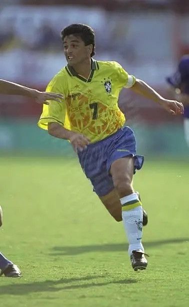 Umbro Brazil 94/96 home shirt #7 Bebeto Size US L / EU 52-54 / 3 - 13 Thumbnail
