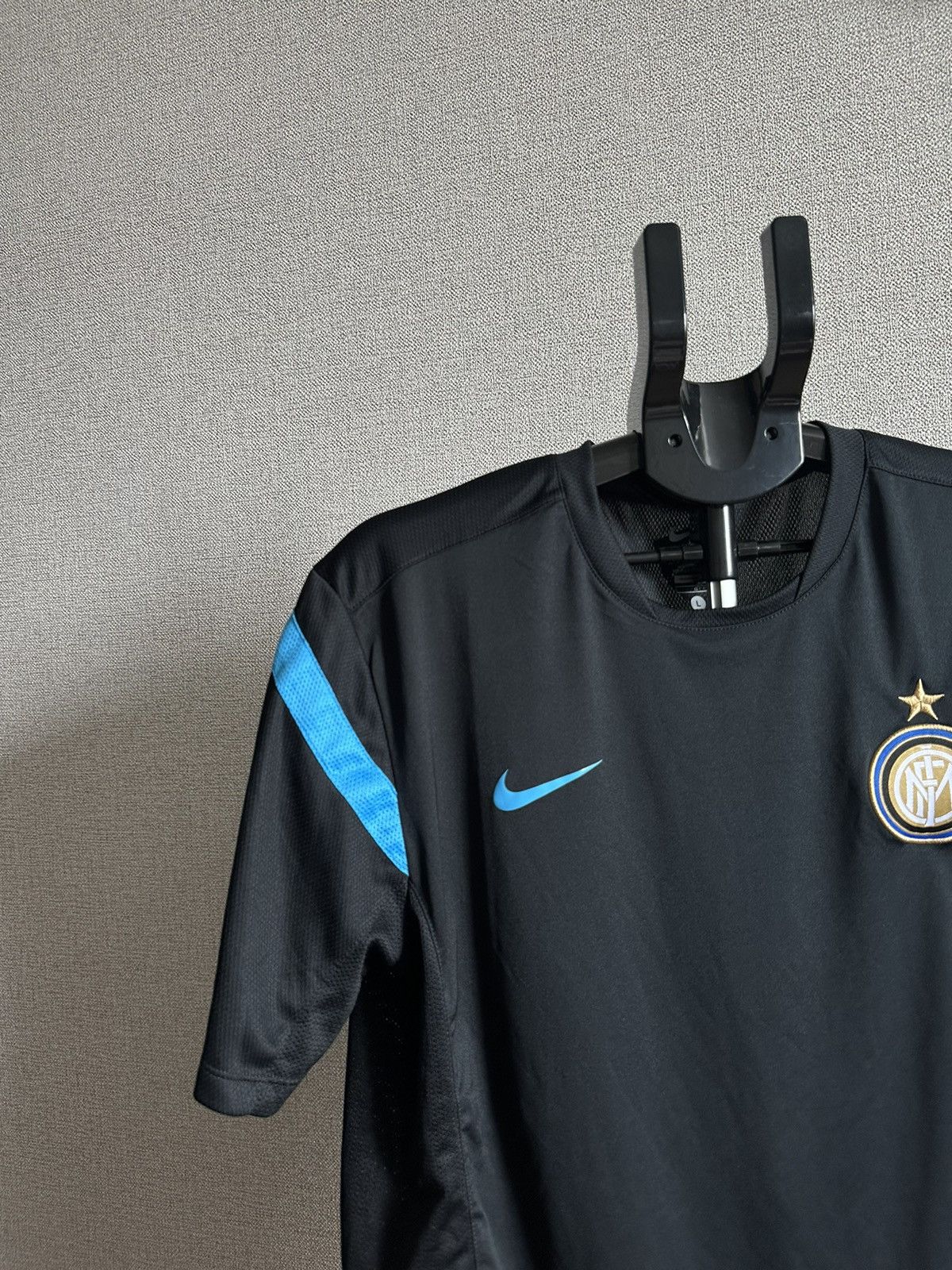 Nike 2010/11 Nike Internazionale Vintage Training Jersey Size US L / EU 52-54 / 3 - 3 Thumbnail
