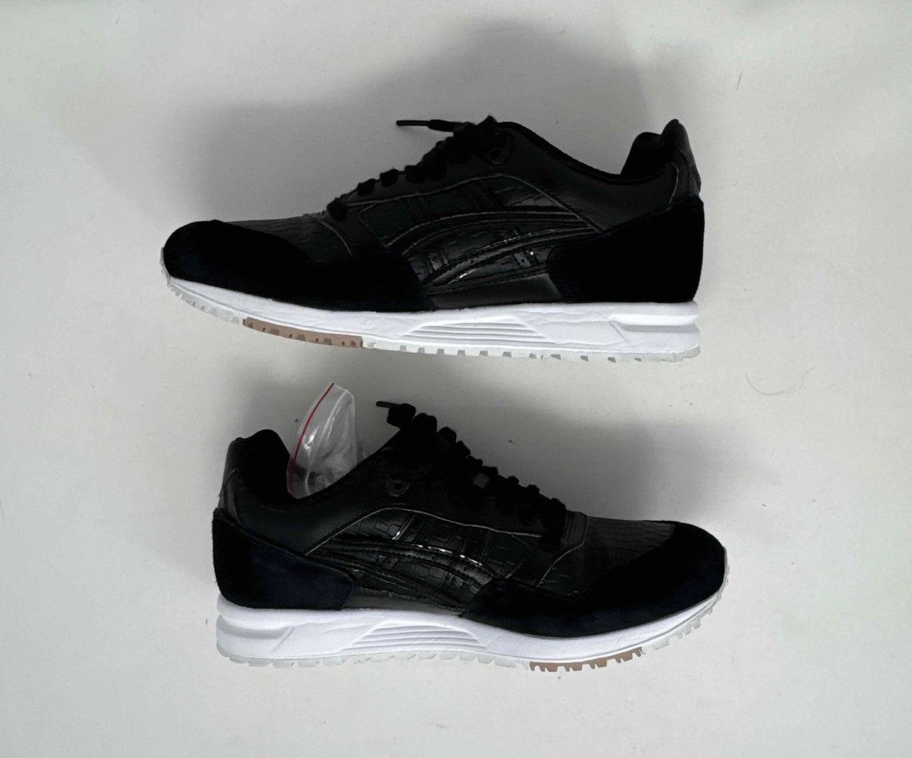 Asics Asics Women’s Gel Saga ‘Black’ - Size 8 Size US 8 / IT 38 - 2 Thumbnail