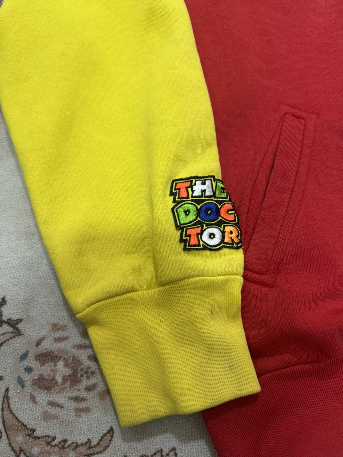 Ducati × Vintage Ducati Corse 46 Valentino Rossi Zipper Hoodie Size US XL / EU 56 / 4 - 3 Thumbnail