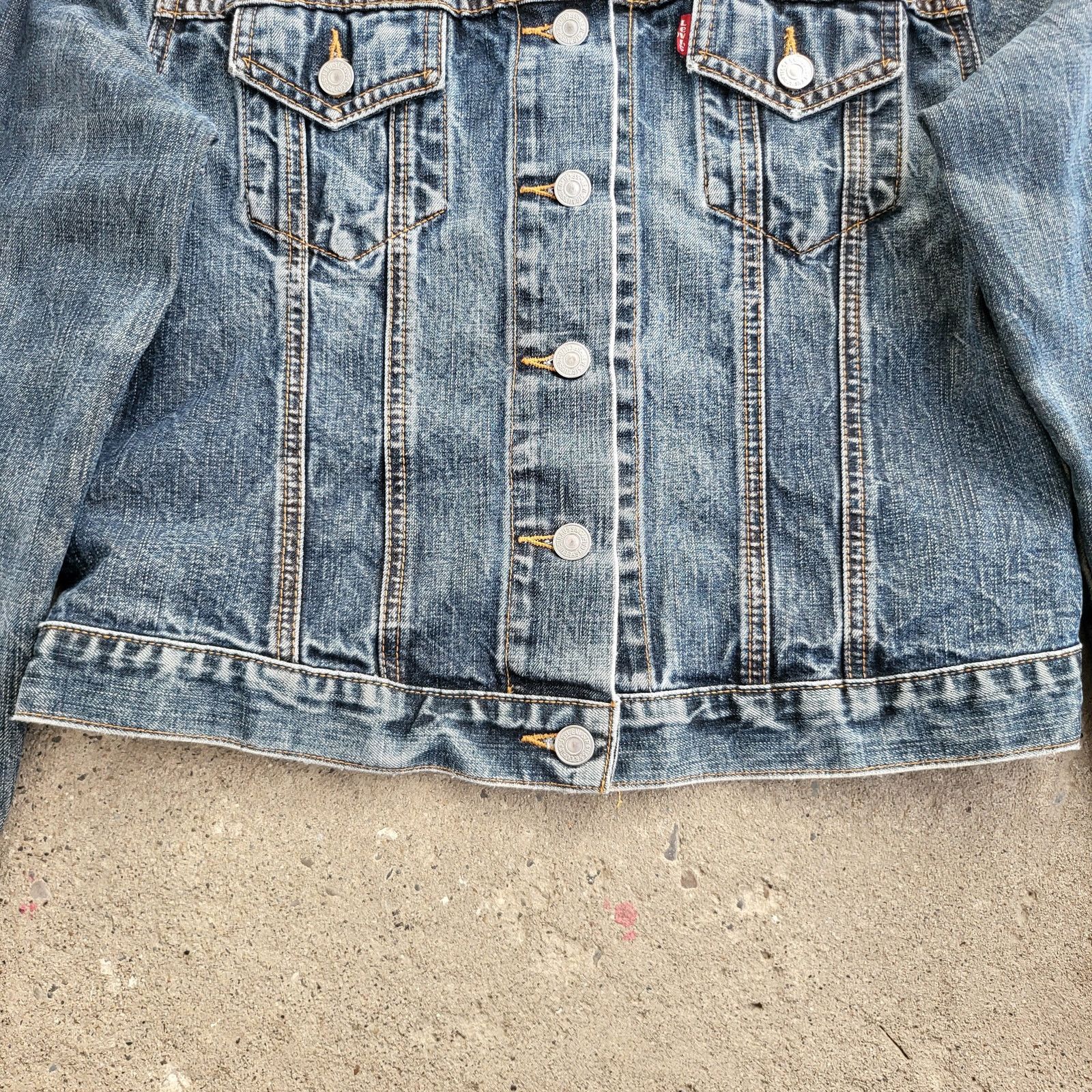 Levi's Vintage Levi's Trucker Jacket Size S USA Blue Denim Jean Y2K Size S / US 4 / IT 40 - 3 Thumbnail