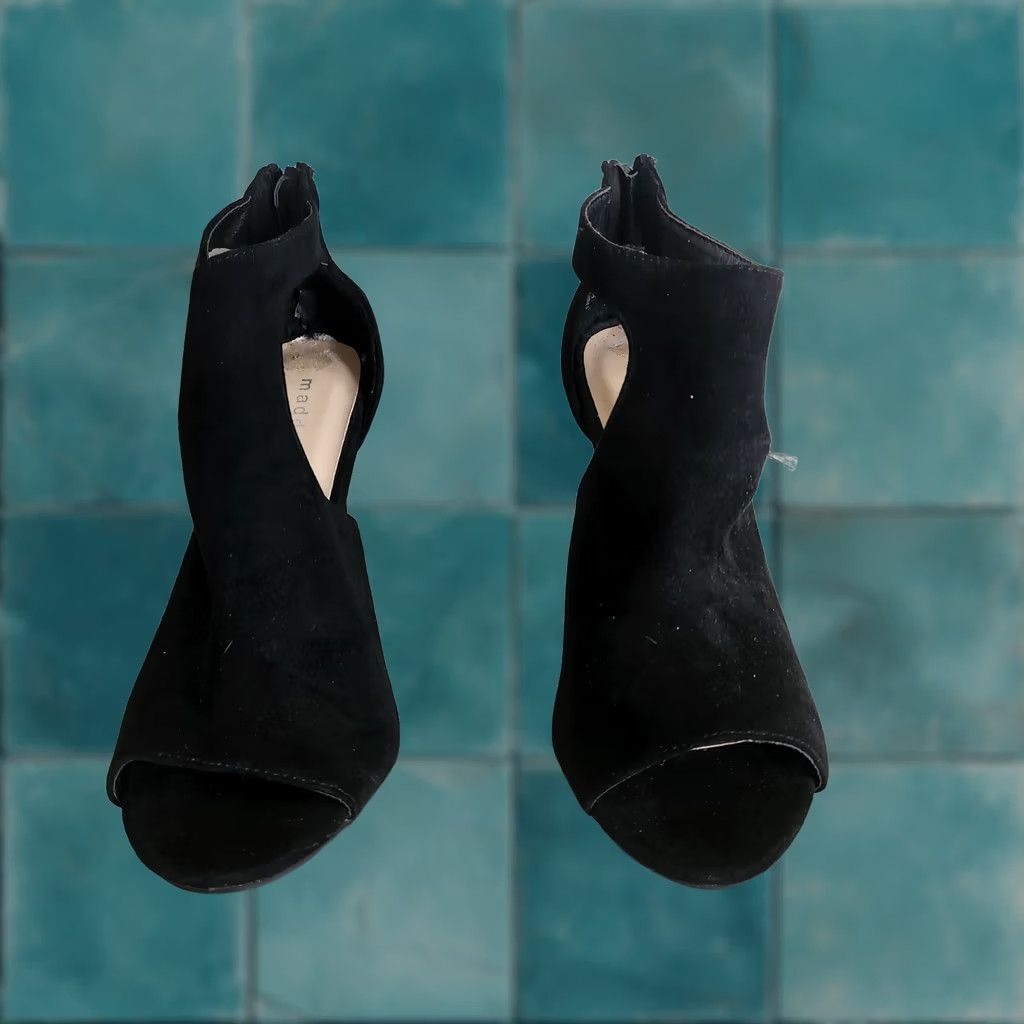 Vintage Madden Girl Black Suede Open Toe Zipper Back Heels - Size 7 - Women - Heel - Party/Cocktail, Casual, Formal - Black - Zipper - City, Business, Party Size US 7 / IT 37 - 1 Thumbnail