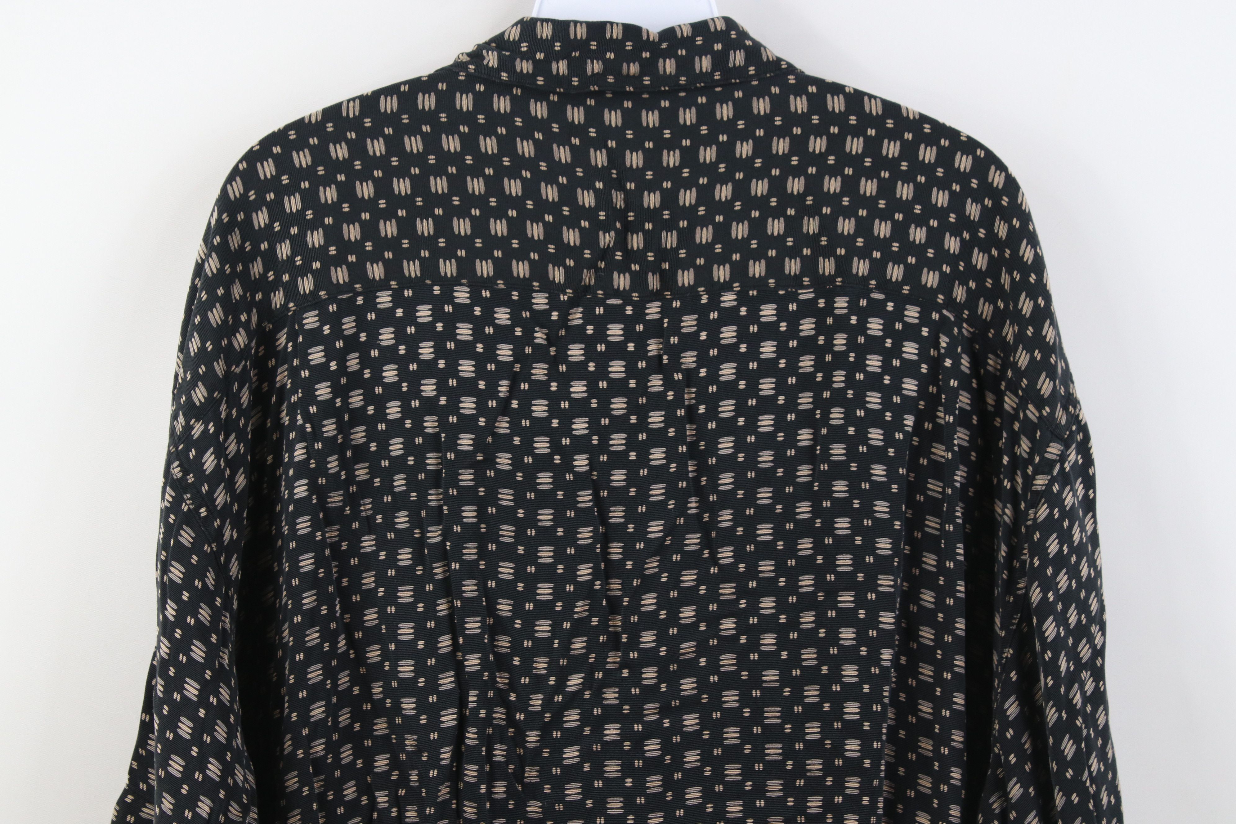 Vintage Vintage 90s Streetwear Silk Short Sleeve Button Shirt Size US XL / EU 56 / 4 - 10 Thumbnail
