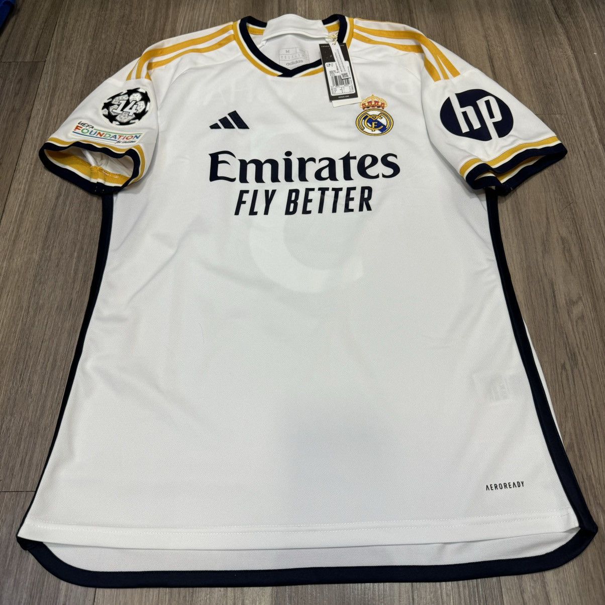Adidas Real Madrid 23/24 C/L home shirt #5 Bellingham (bnwt) Size US M / EU 48-50 / 2 - 1 Thumbnail