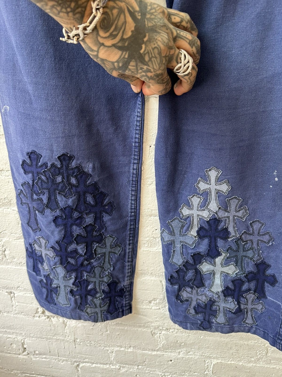 Chrome Hearts Chrome Hearts 100 Cross patch FLOODED JEANS PANTS 32 33 34 Size US 32 / EU 48 - 6 Thumbnail