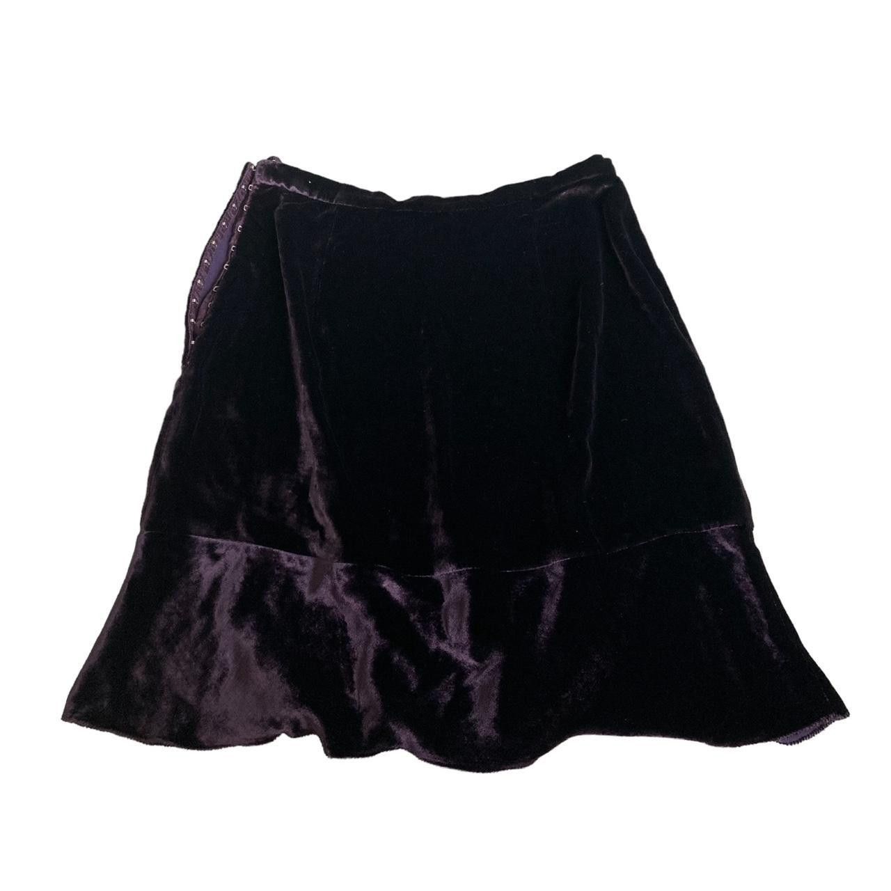 Miu Miu miu miu F/W1997 deep purple velvet skater mini skirt Size 26" / US 2 / IT 38 - 1 Thumbnail