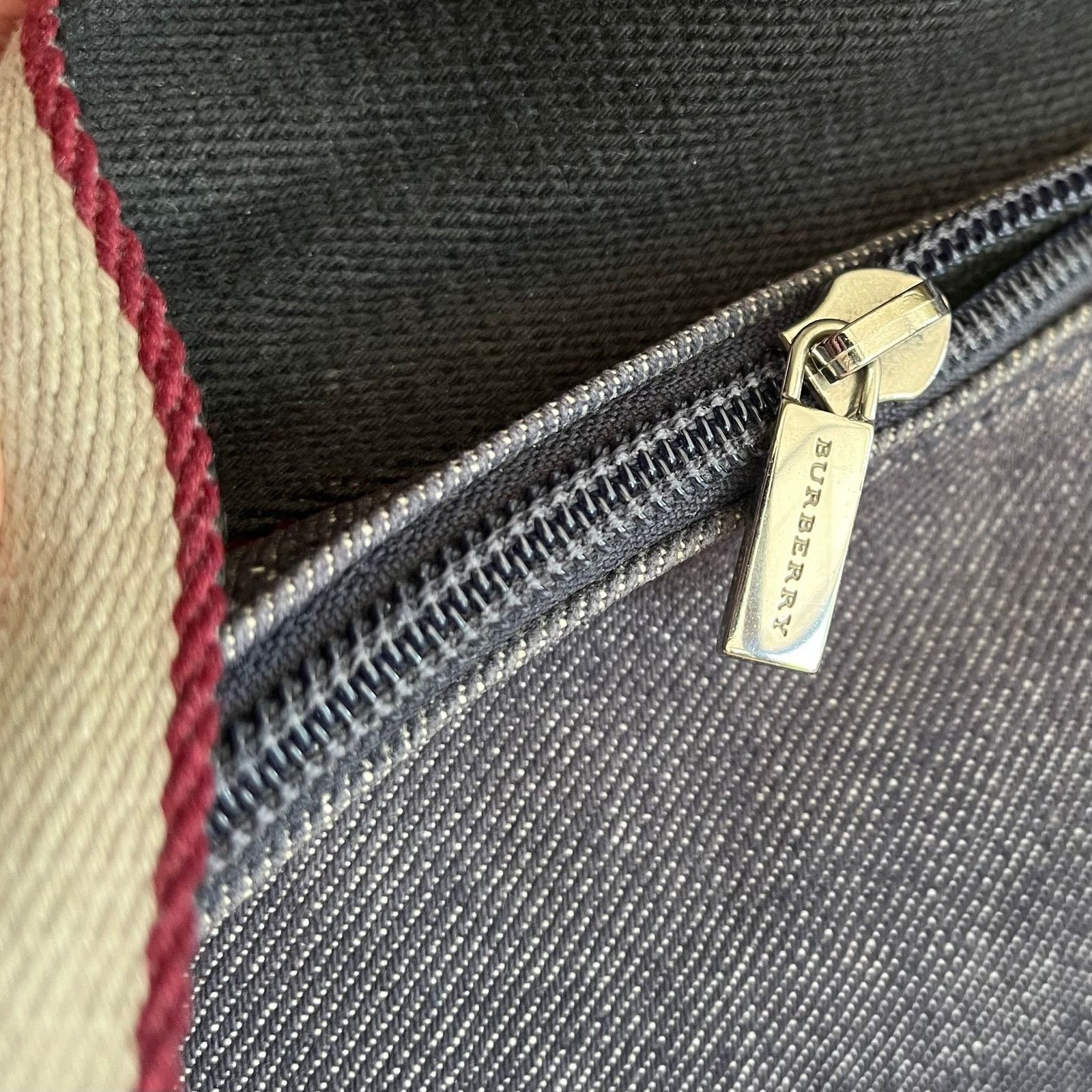 Burberry × Vintage Burberry Vintage Denim Blue Icon Stripe Strap Shoulder Bag Size ONE SIZE - 8 Thumbnail