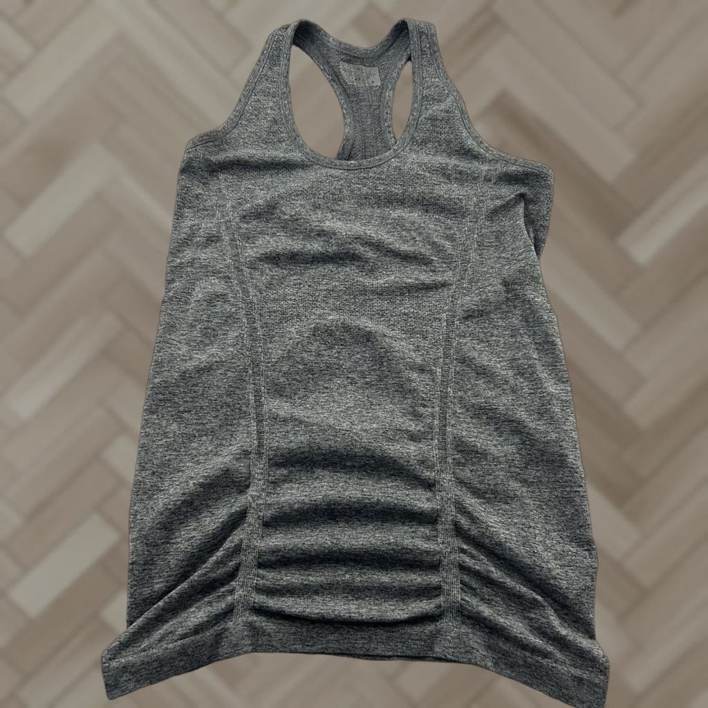 Athleta Athleta Momentum Athletic Racerback Tank Top Women's M Gray Shirt Size M / US 6-8 / IT 42-44 - 1 Thumbnail