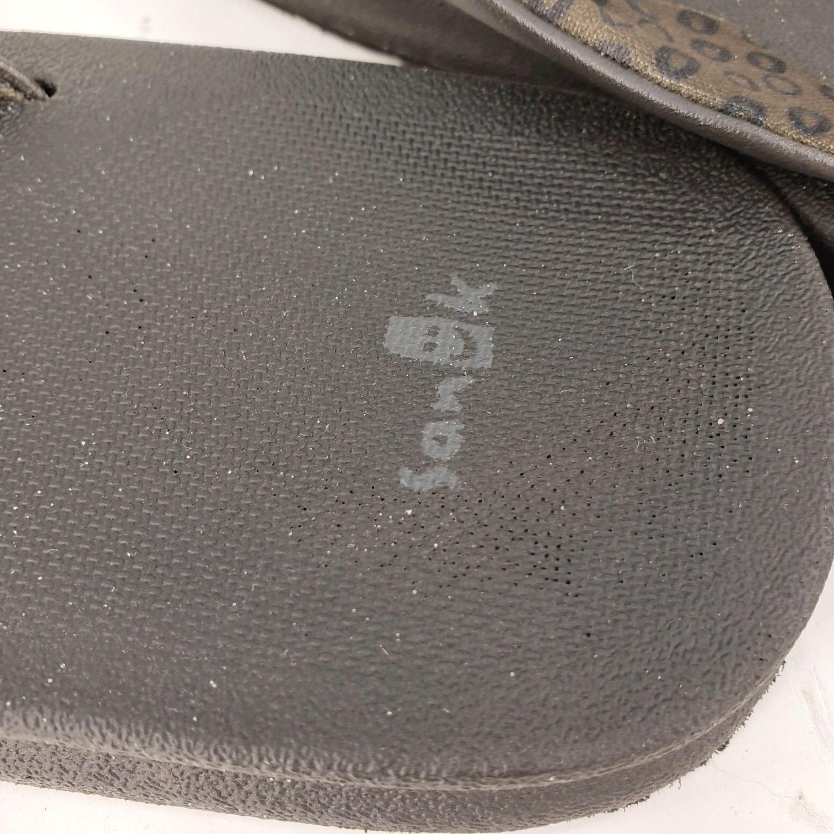 Sanuk Sanuk Yoga Mat Sandals Flip Flop Women's Size 9 Black Cushy Comfort Lite Sandals, Womens, 9, Black, Yoga Mat, Sanuk, Flip Flop Size US 9 / IT 39 - 7 Thumbnail