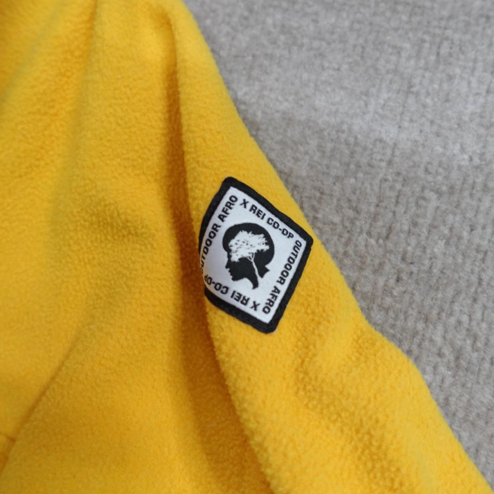 Vintage REI Jacket XL Yellow 1/4 Zip Kangaroo Pockets Outdoor Afros? Size US XL / EU 56 / 4 - 2 Thumbnail