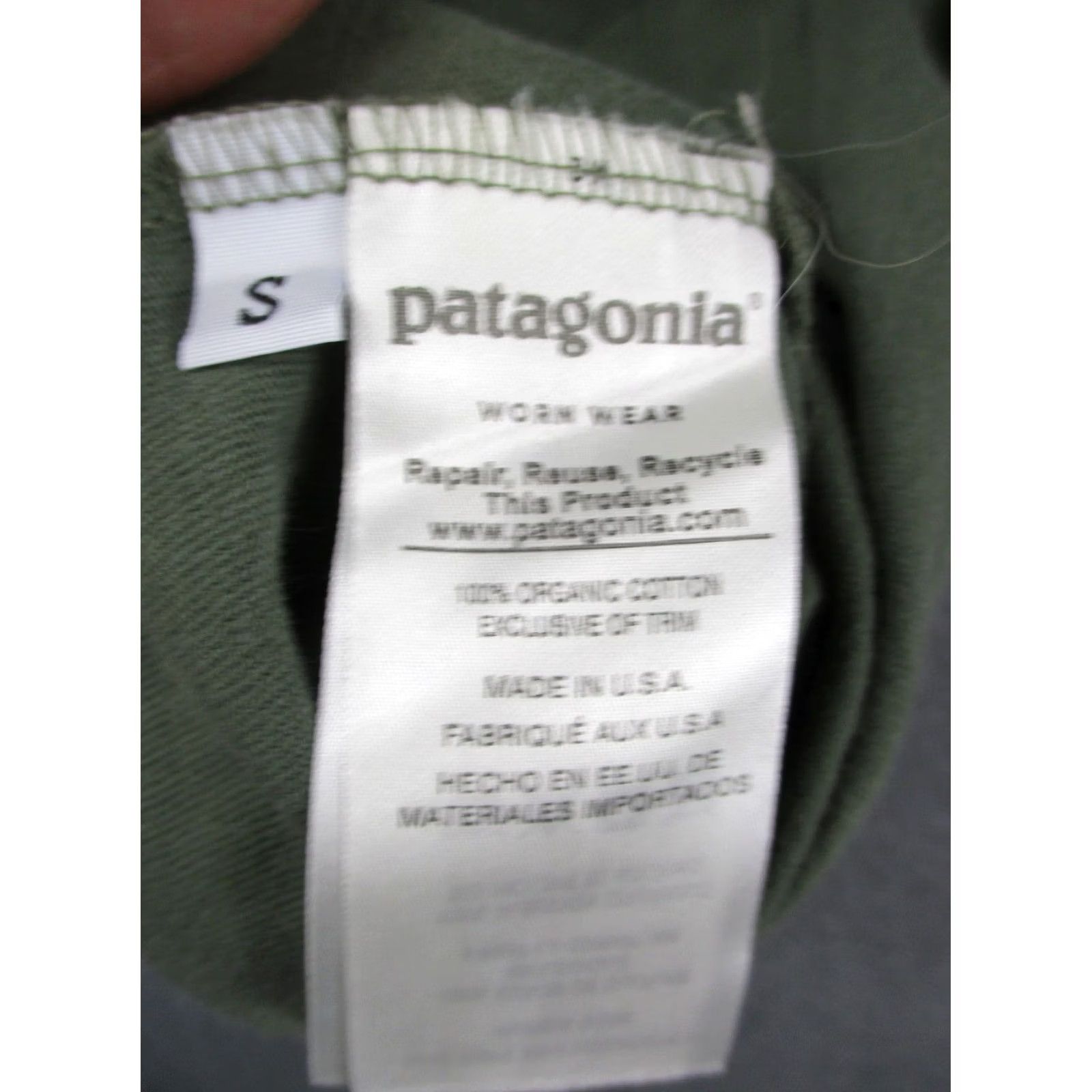 Patagonia Patagonia Shirt Small Mens Green Short Sleeve Red Mountain Logo Size US S / EU 44-46 / 1 - 7 Thumbnail