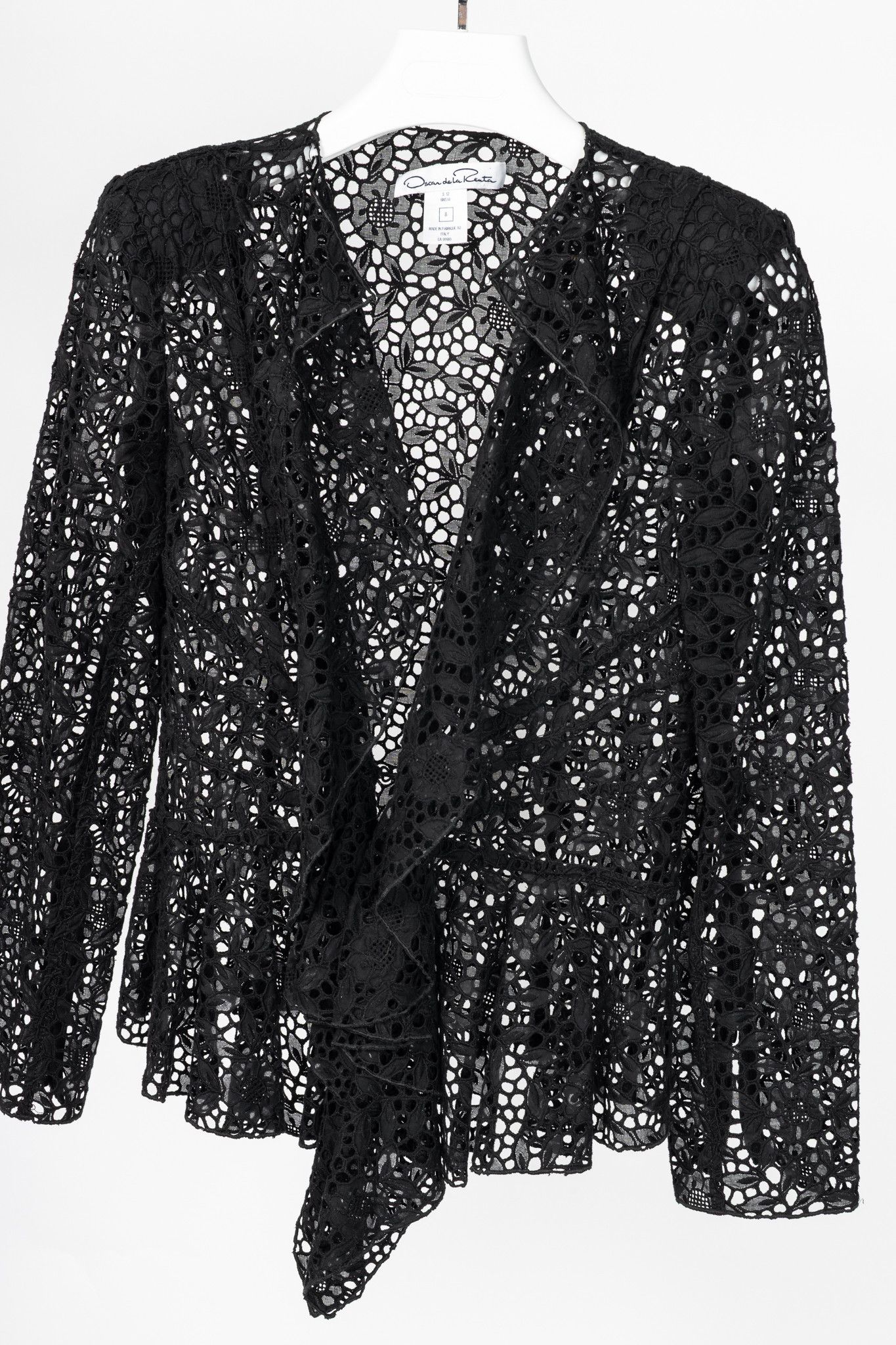 Oscar De La Renta Oscar de la Renta SS12 Runway Eyelet-Lace Ruffle Jacket Size M / US 6-8 / IT 42-44 - 3 Thumbnail