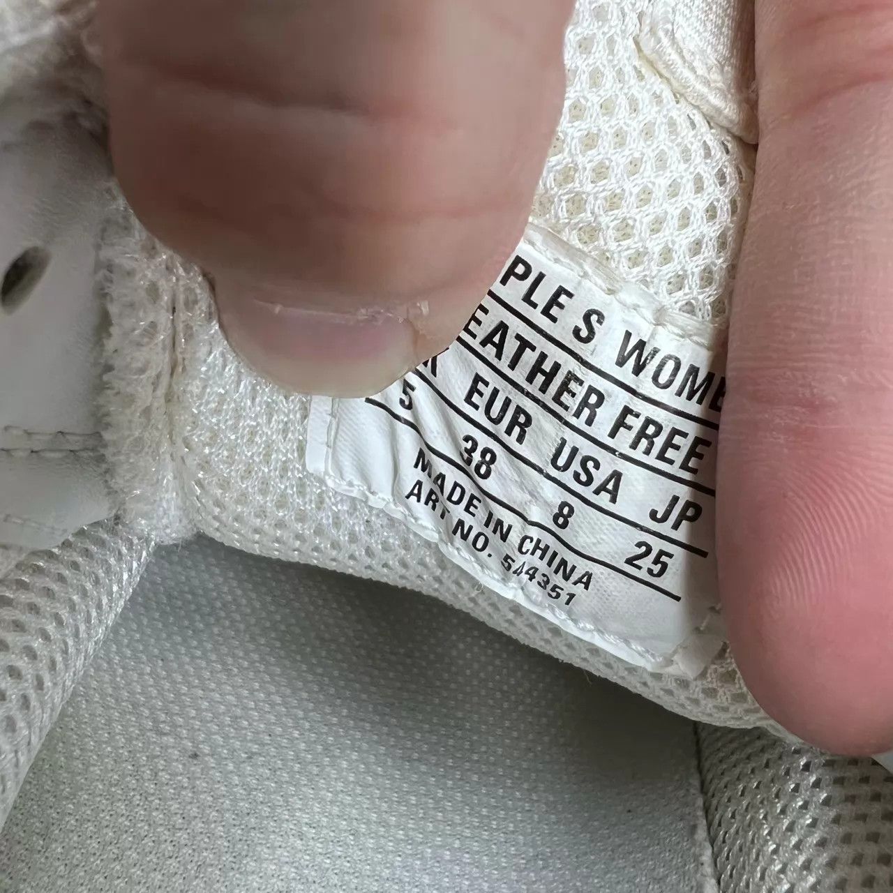 Balenciaga Balenciaga Triples White Green 38 Worn 2x With Box Size US 7.5 / IT 37.5 - 7 Thumbnail