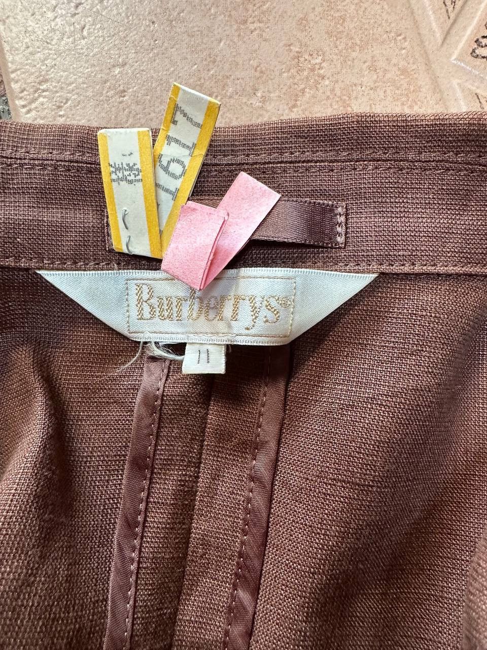 Burberry Burberrys ShortSleeve Shirt Size S / US 4 / IT 40 - 10 Thumbnail