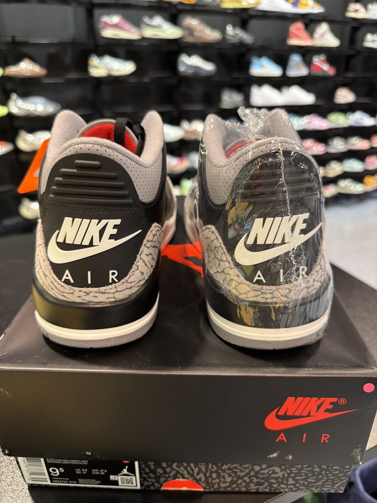 Jordan Brand Jordan 3 Black cements Size-9.5 Brand New Quick Ship Size US 9.5 / EU 42-43 - 4 Thumbnail