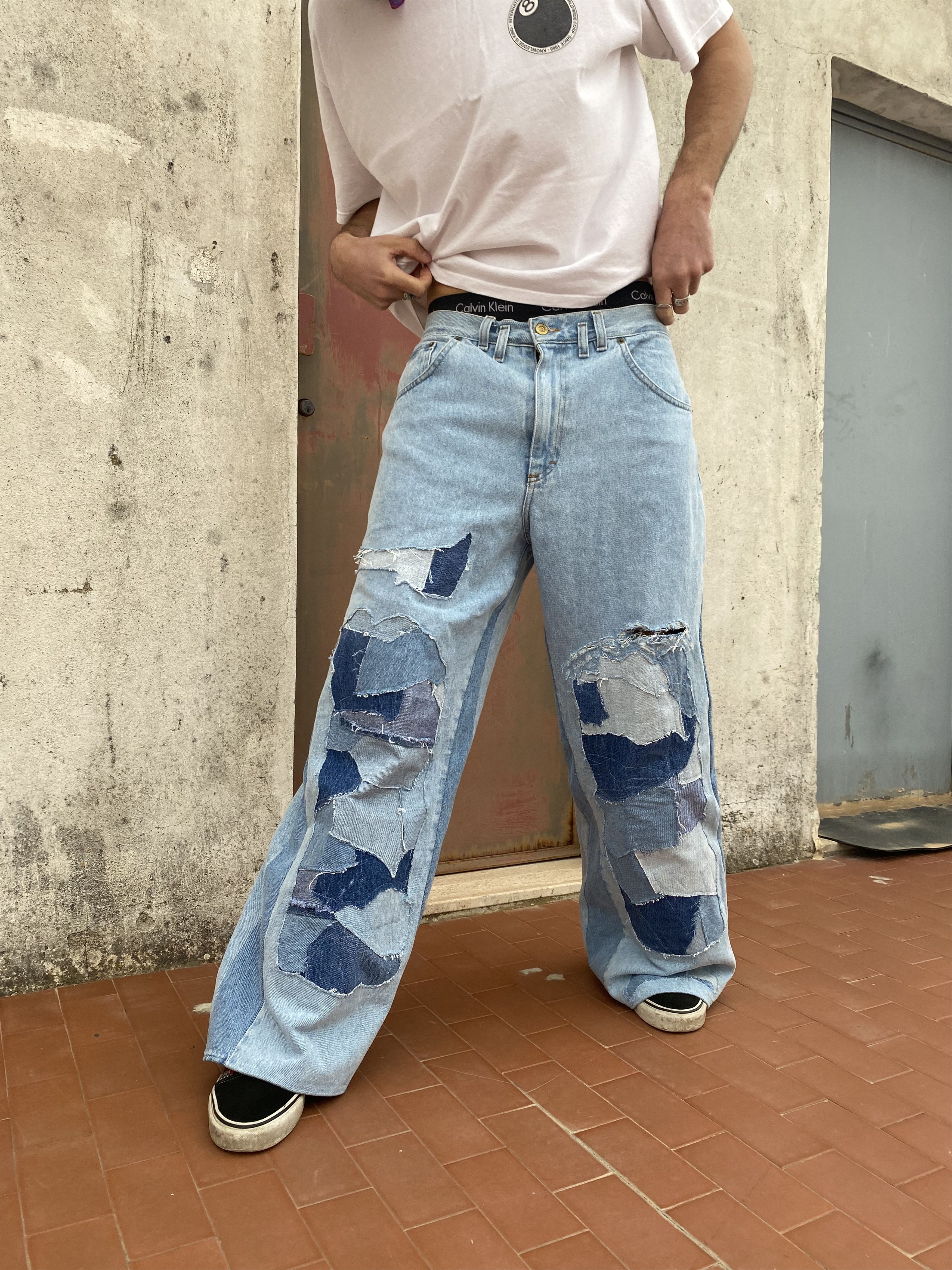 image of Vintage Baggy Jeans in Blue, Men's (Size 31)