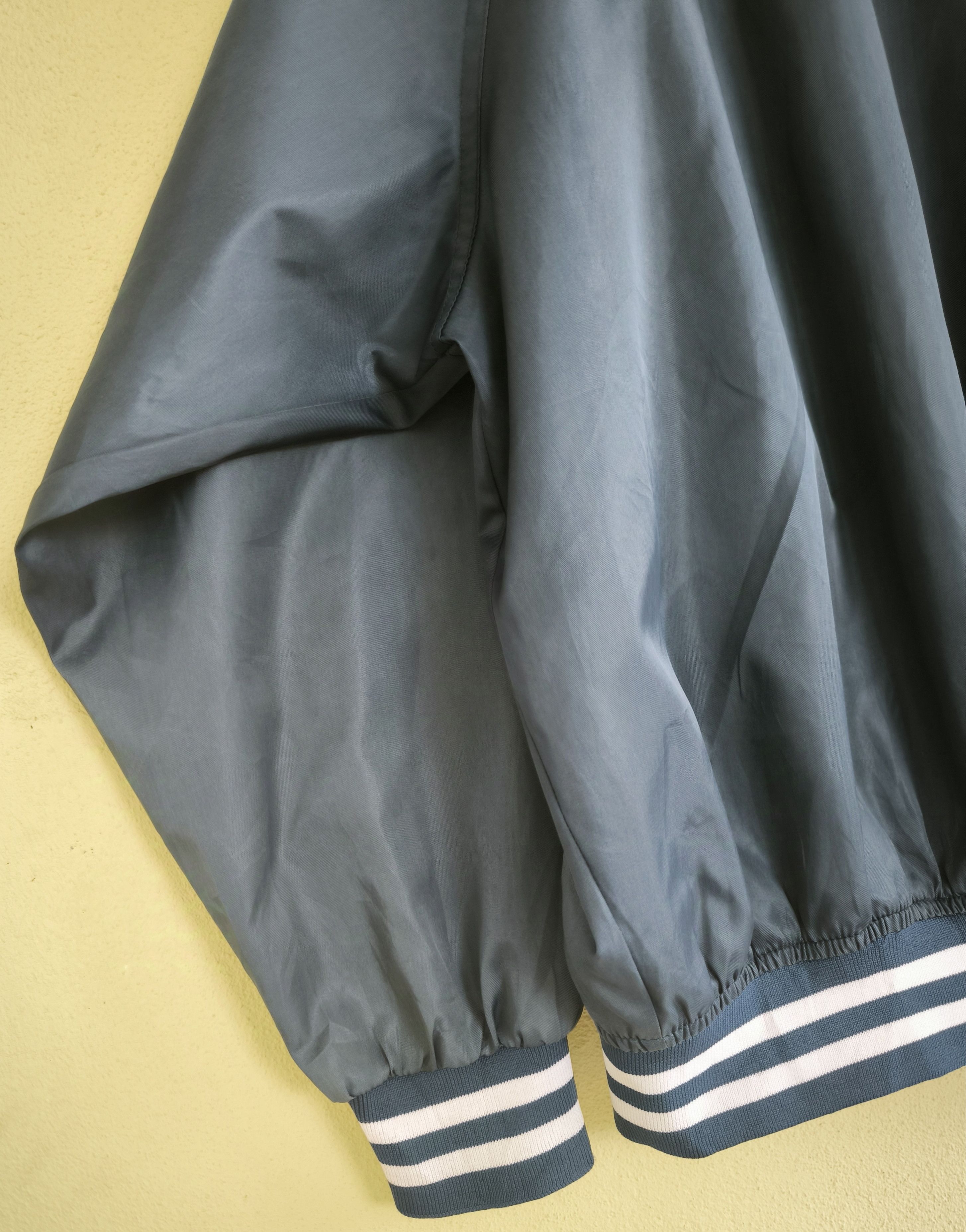 Japanese Brand SUNTORY BOSS COFFEE nylon bomber jacket Size US L / EU 52-54 / 3 - 8 Thumbnail