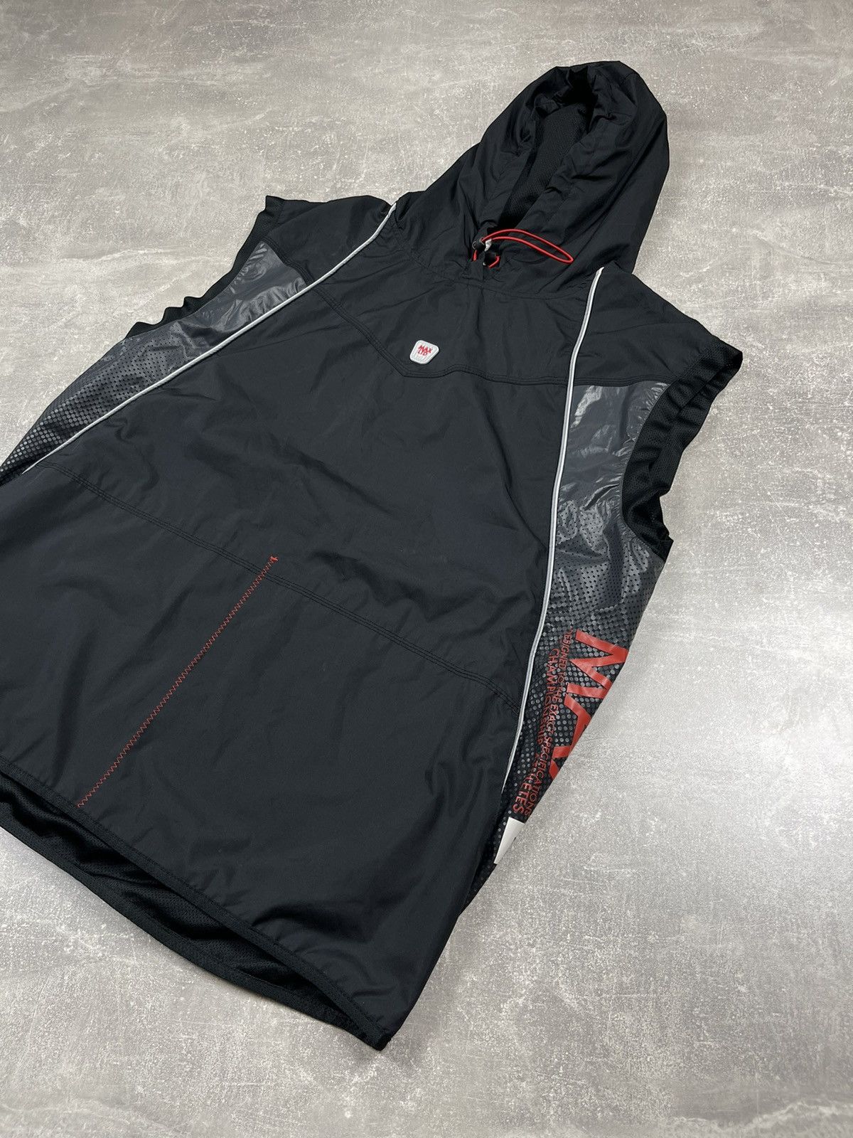 Nike Vintage Nike Nylon Vest Big Logo 00s Swoosh Hooded Size US XL / EU 56 / 4 - 3 Thumbnail