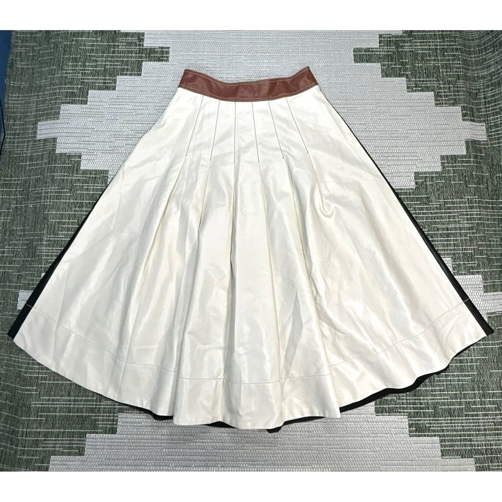 Anthropologie Anthropologie Skirt Womens 12P Black Colorblock Faux Leather Maxi Side Zip Midi? Size 34" / US 12 / IT 48 - 2 Thumbnail