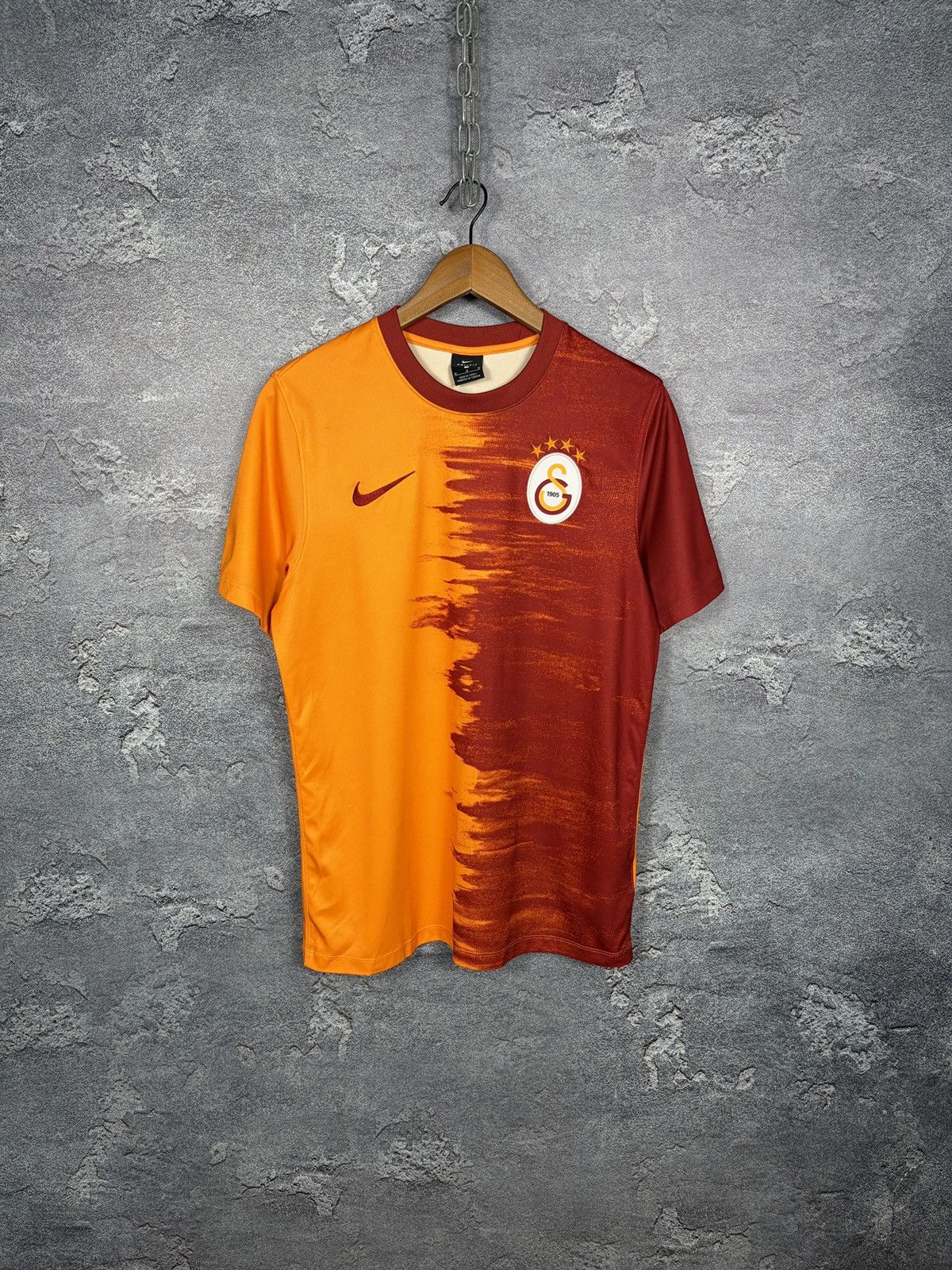 Nike Nike Galatasaray 2020/21 Home Jersey T-shirt Size M Size US M / EU 48-50 / 2 - 1 Thumbnail