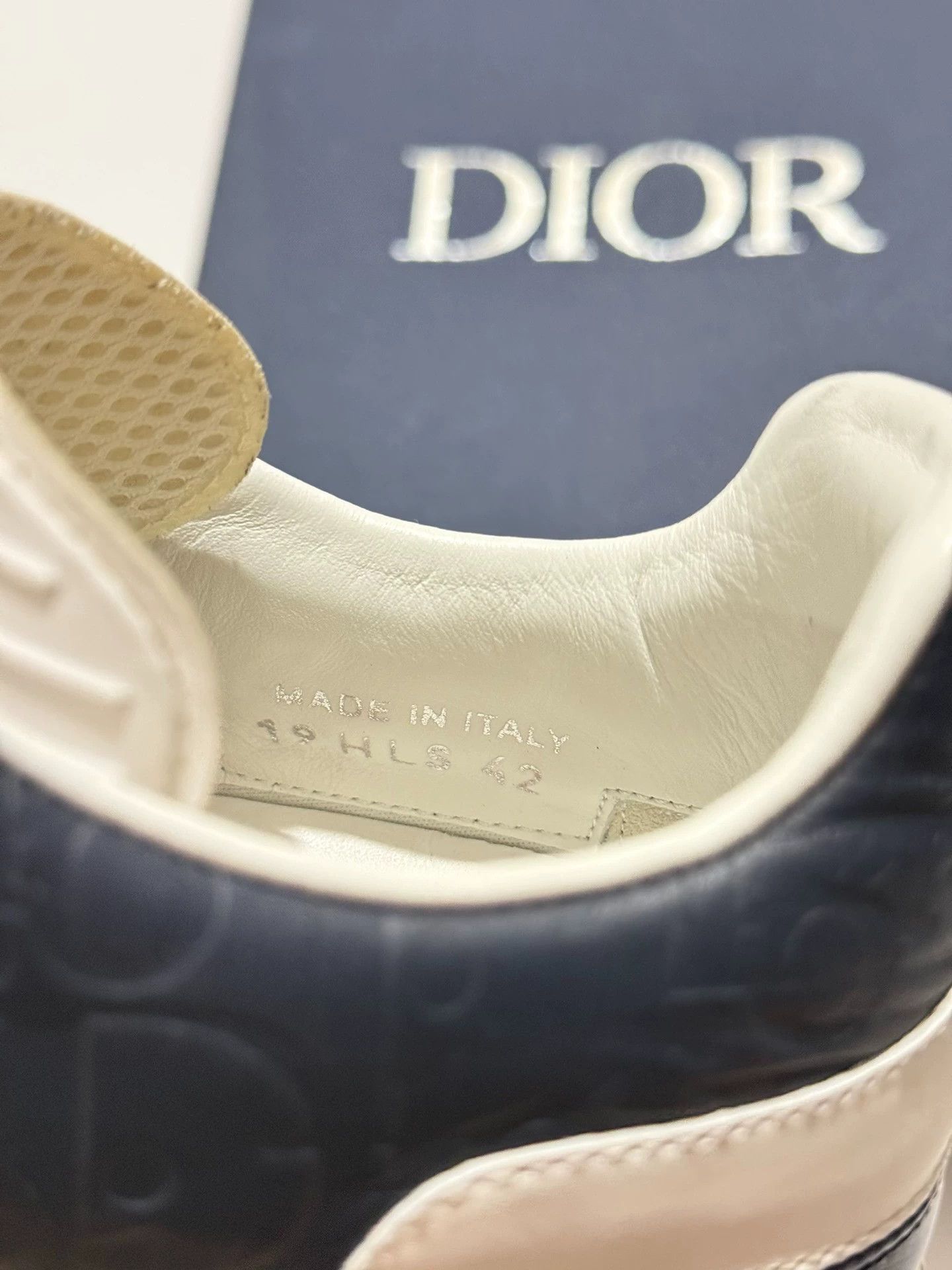 Dior Dior B01 Monogram Embossed Flat Casual Shoes Navy/White 42 Size US 9 / EU 42 - 8 Thumbnail