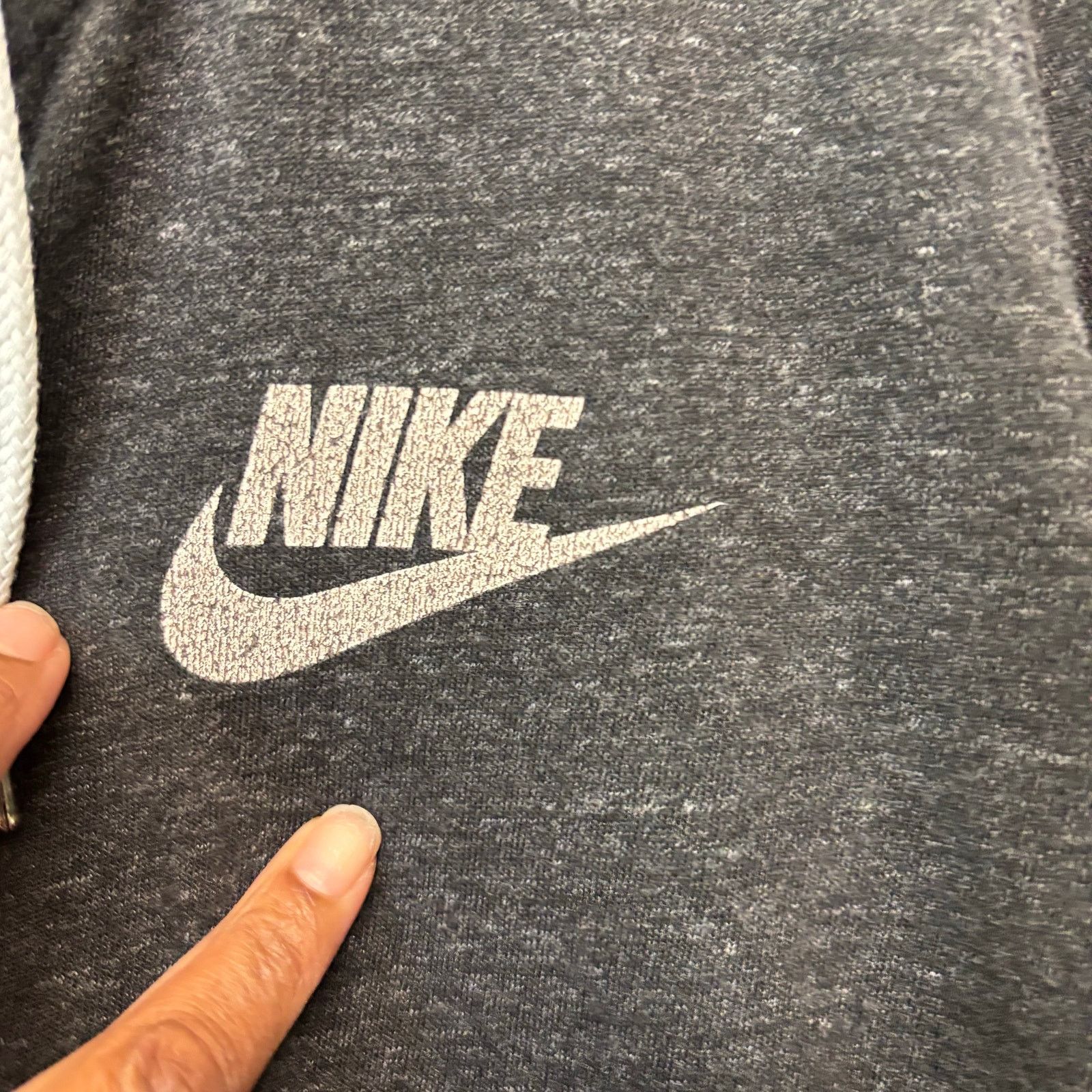 Nike Nike Women’s Large Gray Zip Hoodie Sweatshirt Light Organic Size L / US 10 / IT 46 - 12 Thumbnail