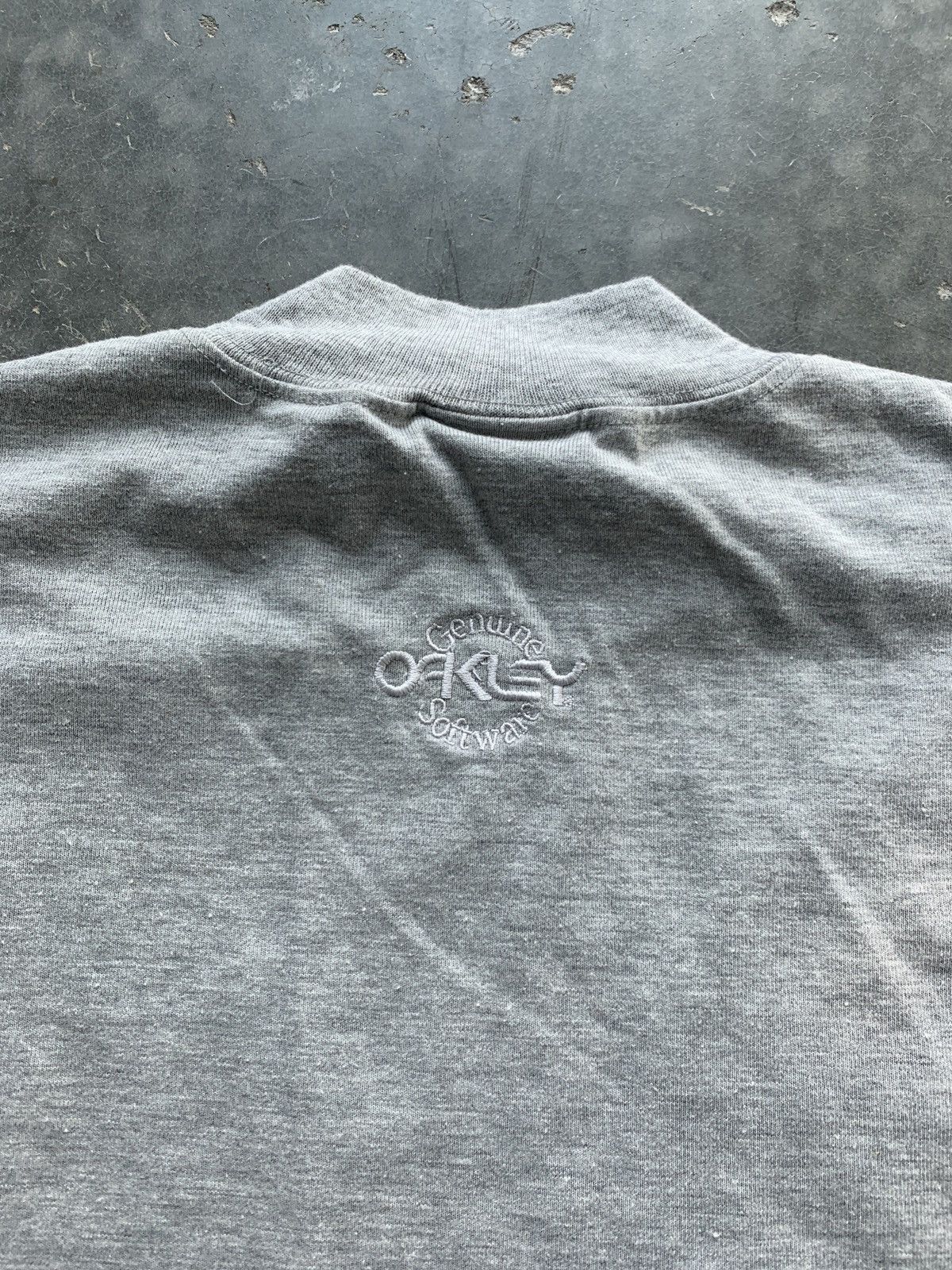 Oakley × Vintage Vintage 90s Oakley Software Logo Tee Embroidered Size US XL / EU 56 / 4 - 6 Thumbnail