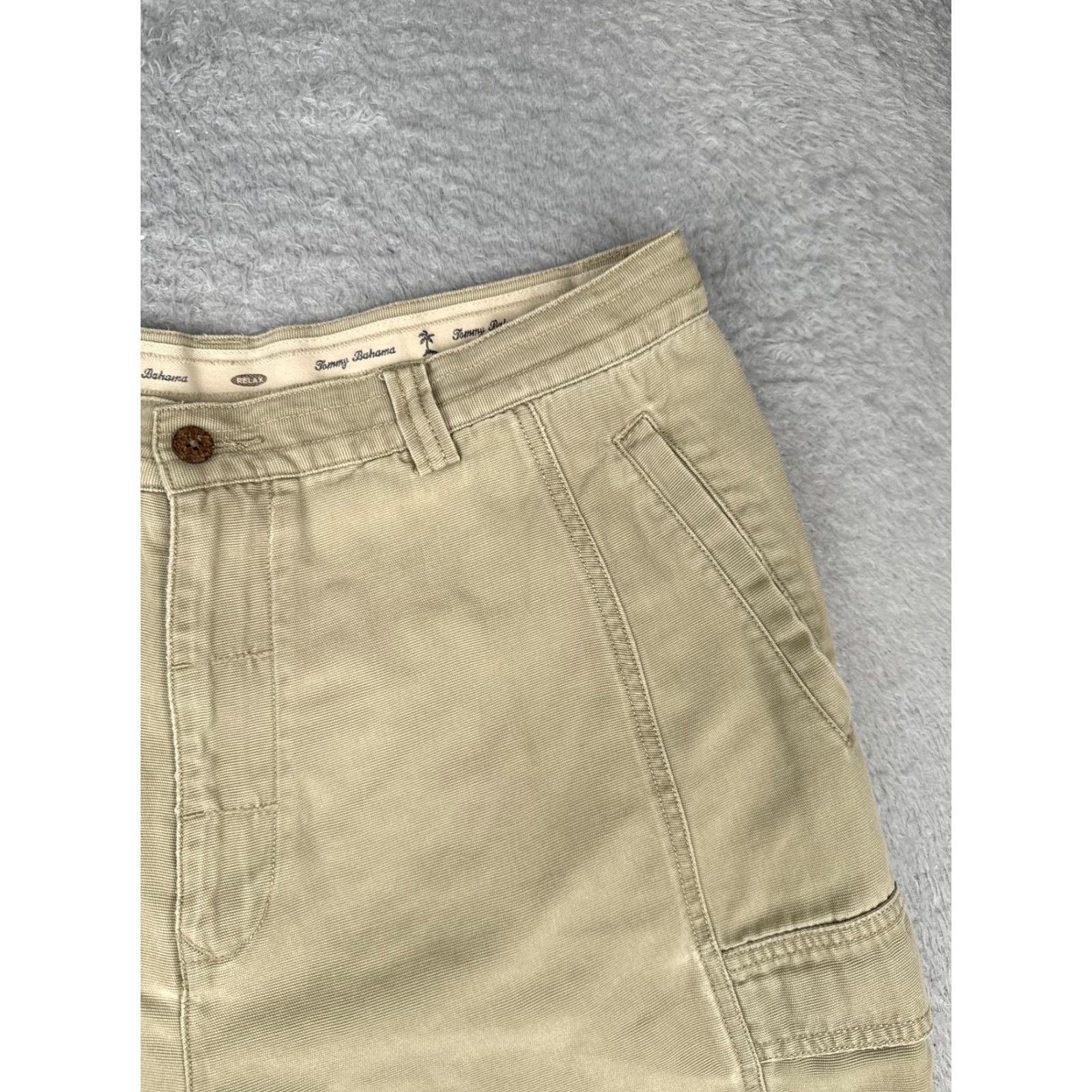 Tommy Bahama Tommy Bahama Shorts Mens 36 Khaki Tencel Cotton Cargo Relax Fit Casual Beach Size US 36 / EU 52 - 5 Thumbnail