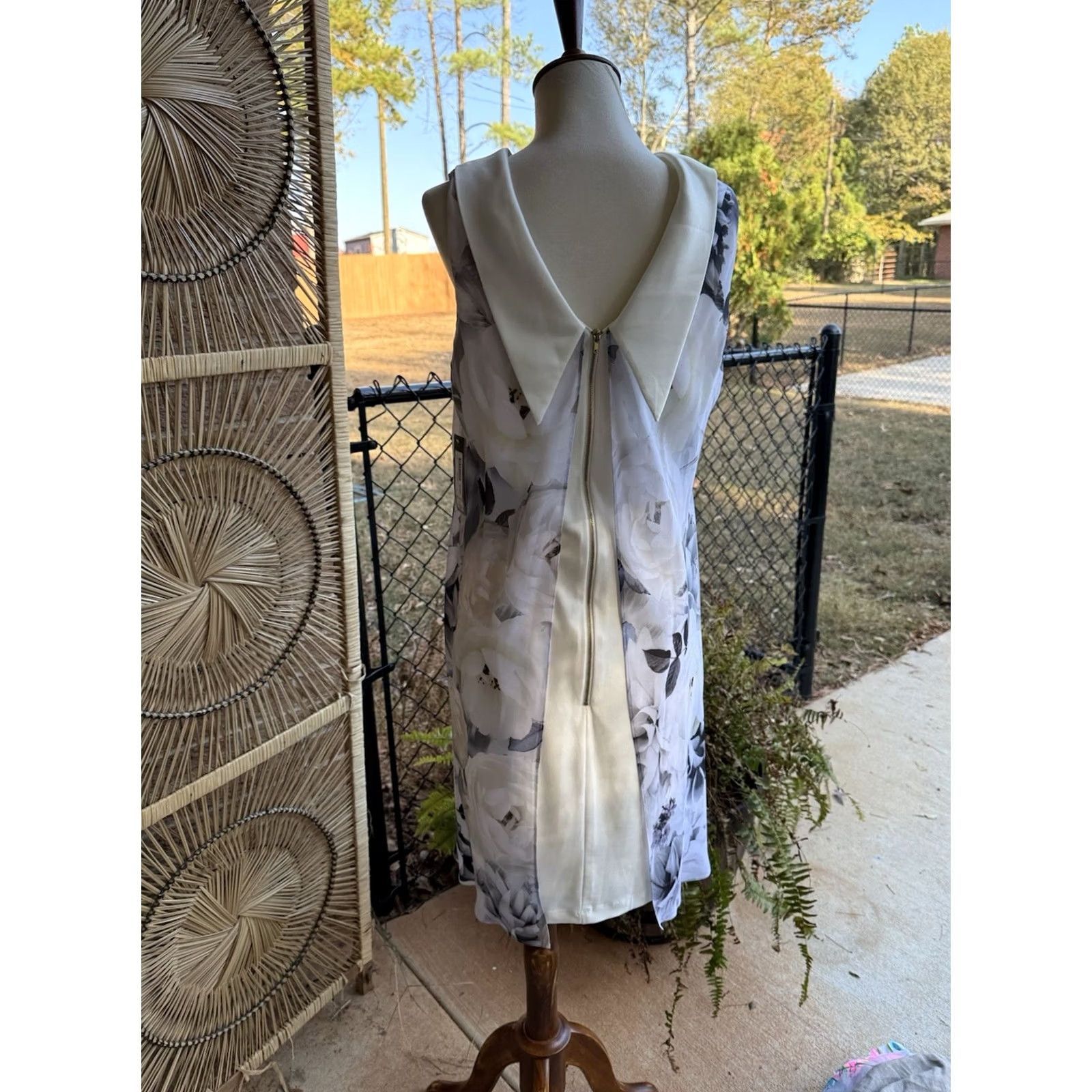 Vintage Ignite Evenings Floral White Tea Length Cocktail Dress 10 NWT Ivory Lace Sequin Midi A-Line Womens Size L / US 10 / IT 46 - 6 Thumbnail