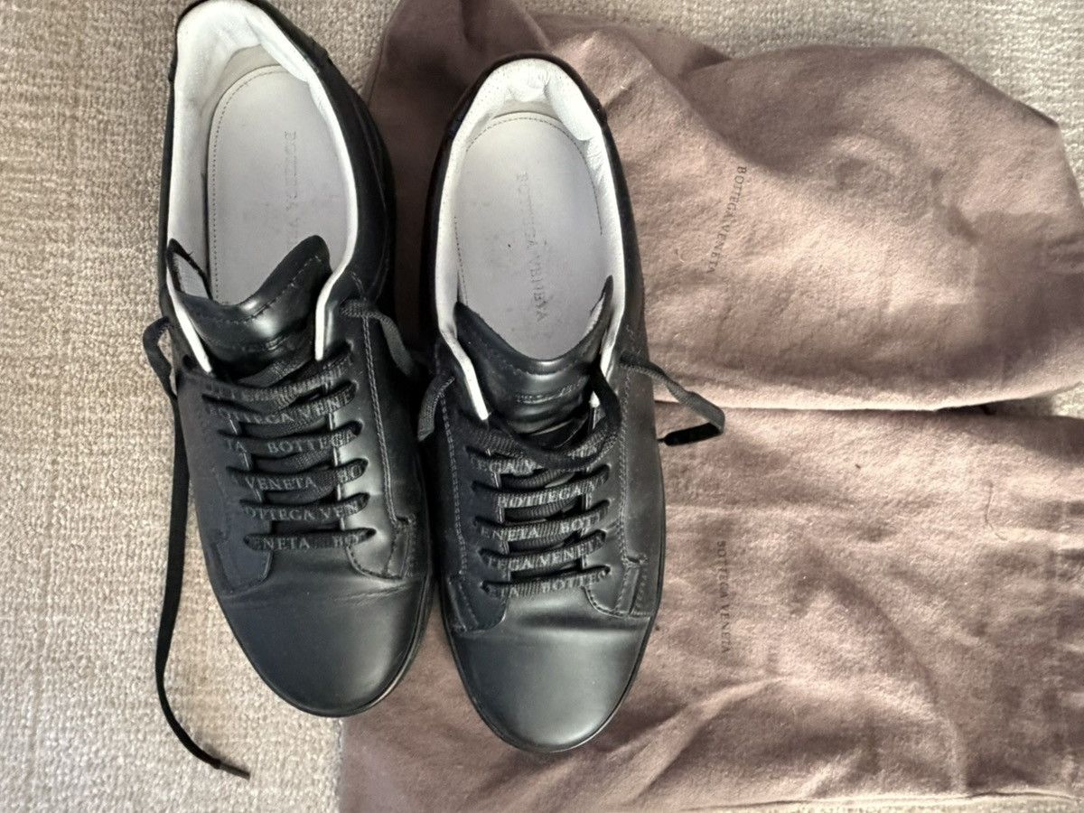 Bottega Veneta Black Leather sneakers Bottega Veneta 43,5 Size US 10.5 / EU 43-44 - 1 Thumbnail