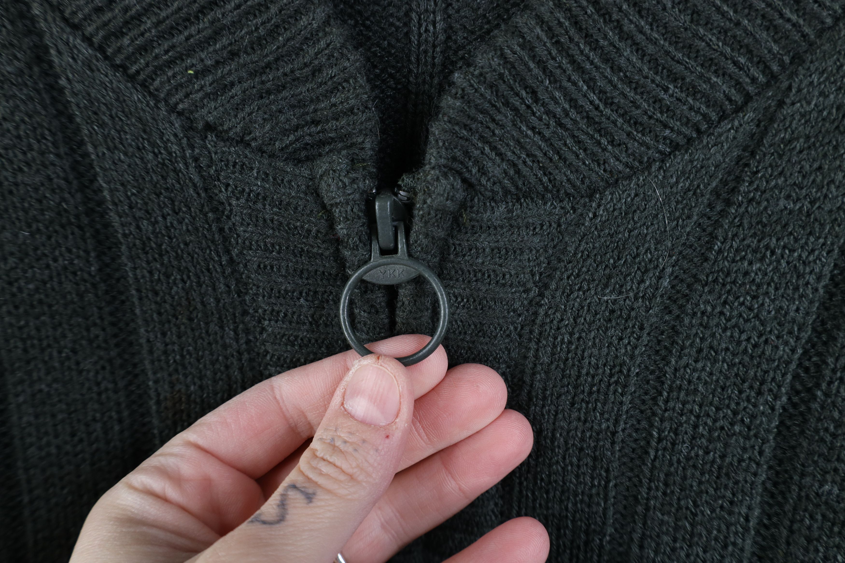 Vintage Vintage 90s Streetwear Ribbed Knit Full Zip Cardigan Sweater Size US XL / EU 56 / 4 - 7 Thumbnail