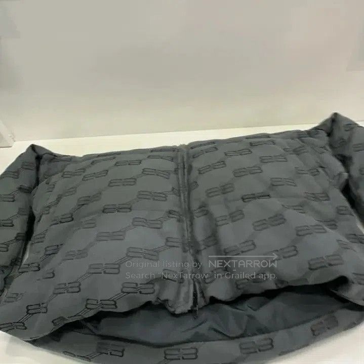 Balenciaga Balenciaga SS23 Printed Long Sleeve Jacket. Size US S / EU 44-46 / 1 - 4 Thumbnail