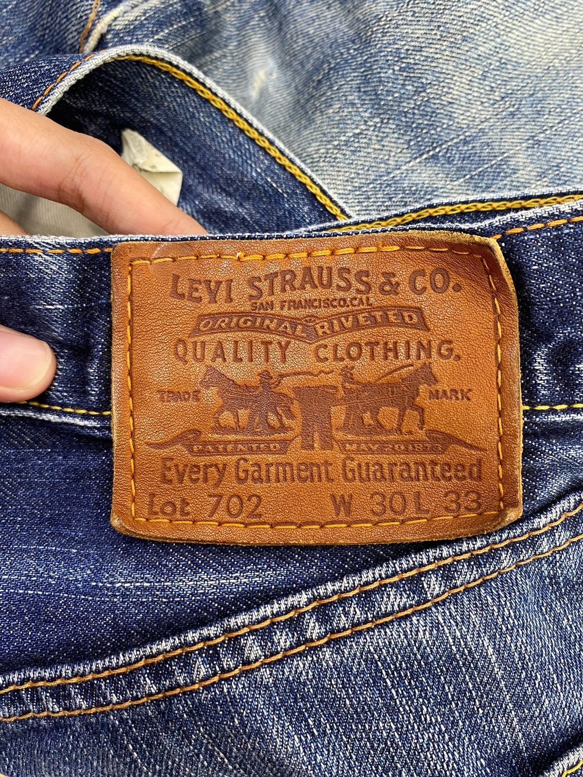Levi's Vintage Levi’s Blue Faded Wash Style Loose Jeans Size US 30 / EU 46 - 11 Thumbnail